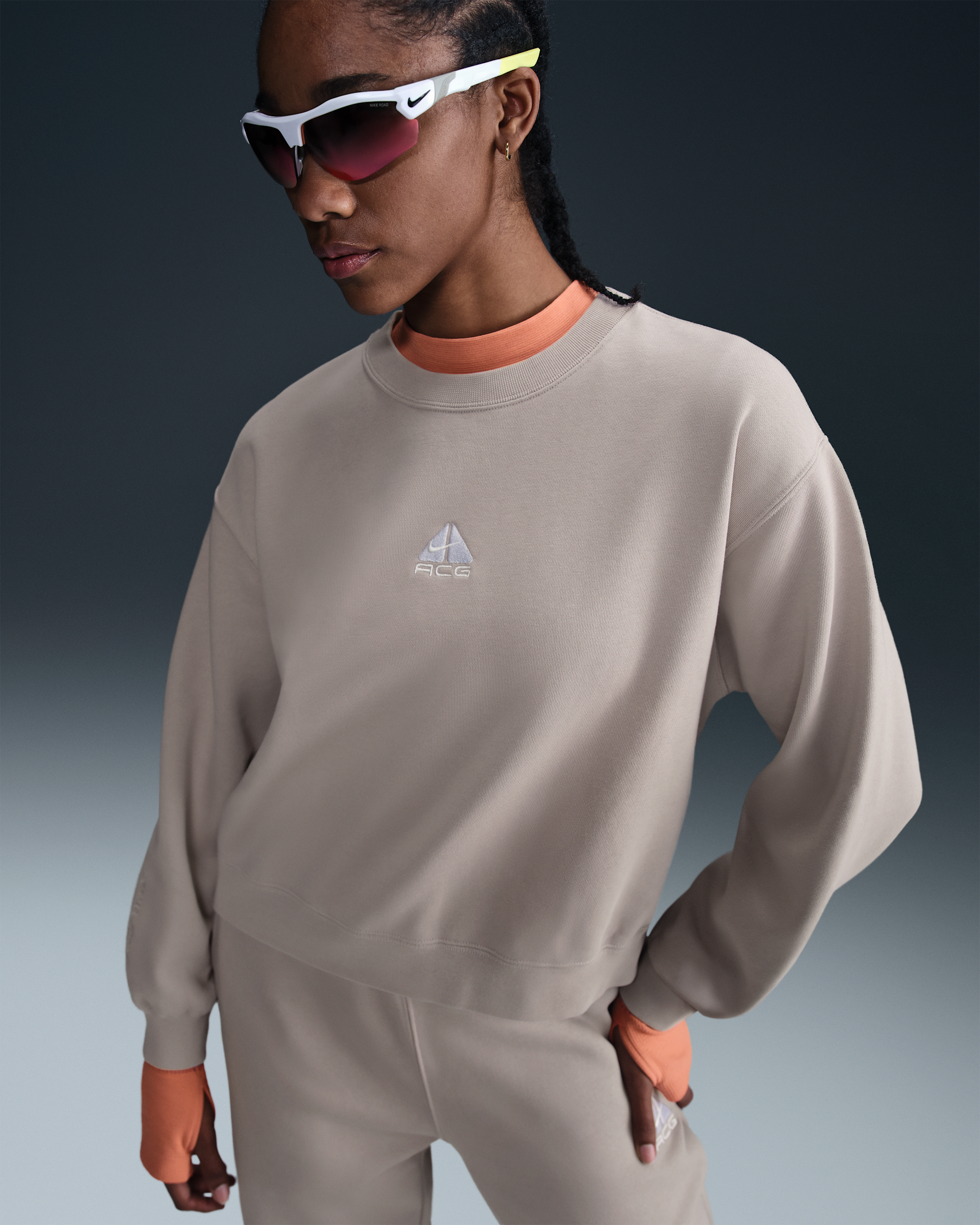 Nike ACG "Tuff Fleece" Women's Therma-FIT Repel Crew-Neck Sweatshirt - College Grey/Football Grey/Summit White