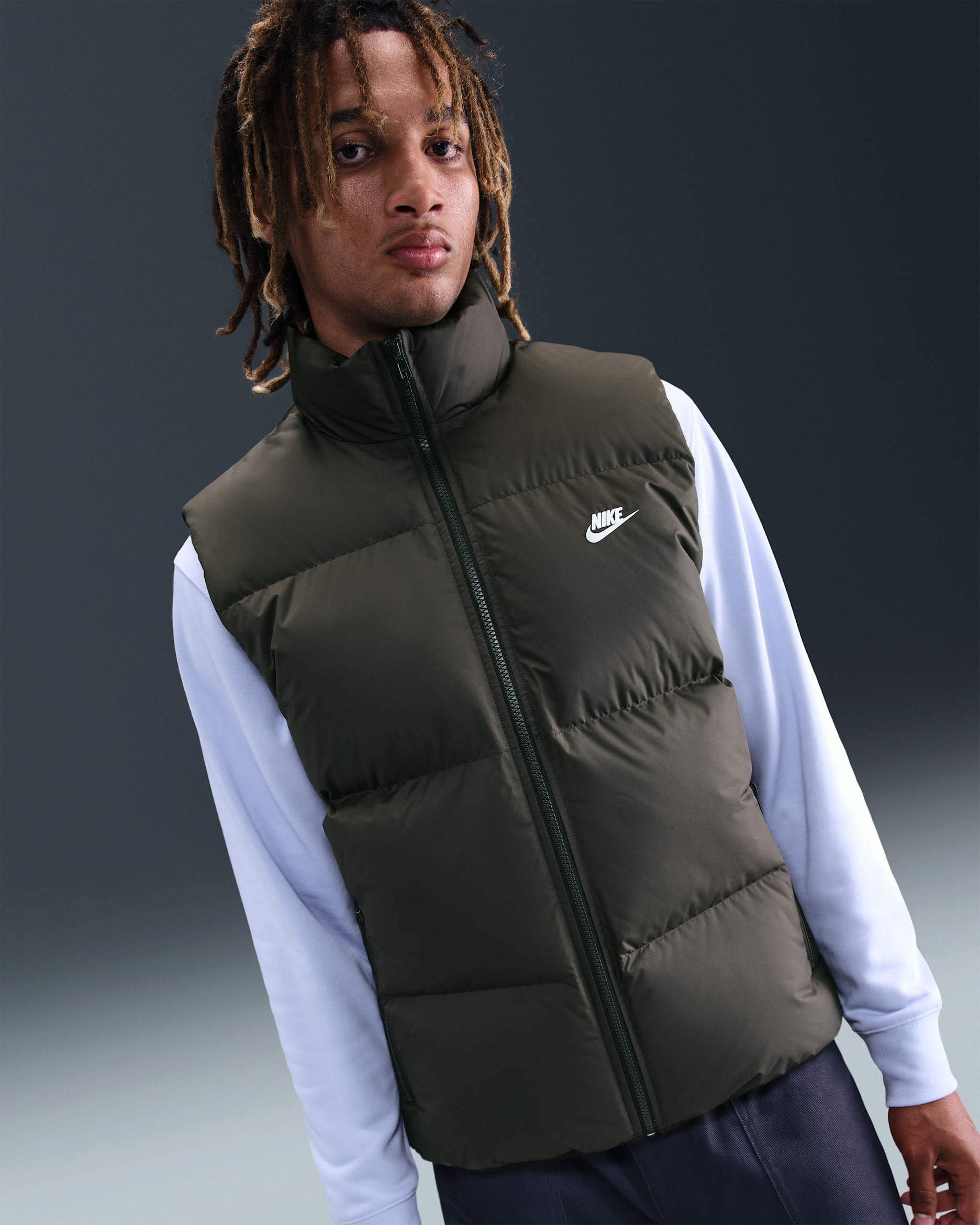 Nike Sportswear Club Men's Therma-FIT Puffer Vest - Sequoia/White