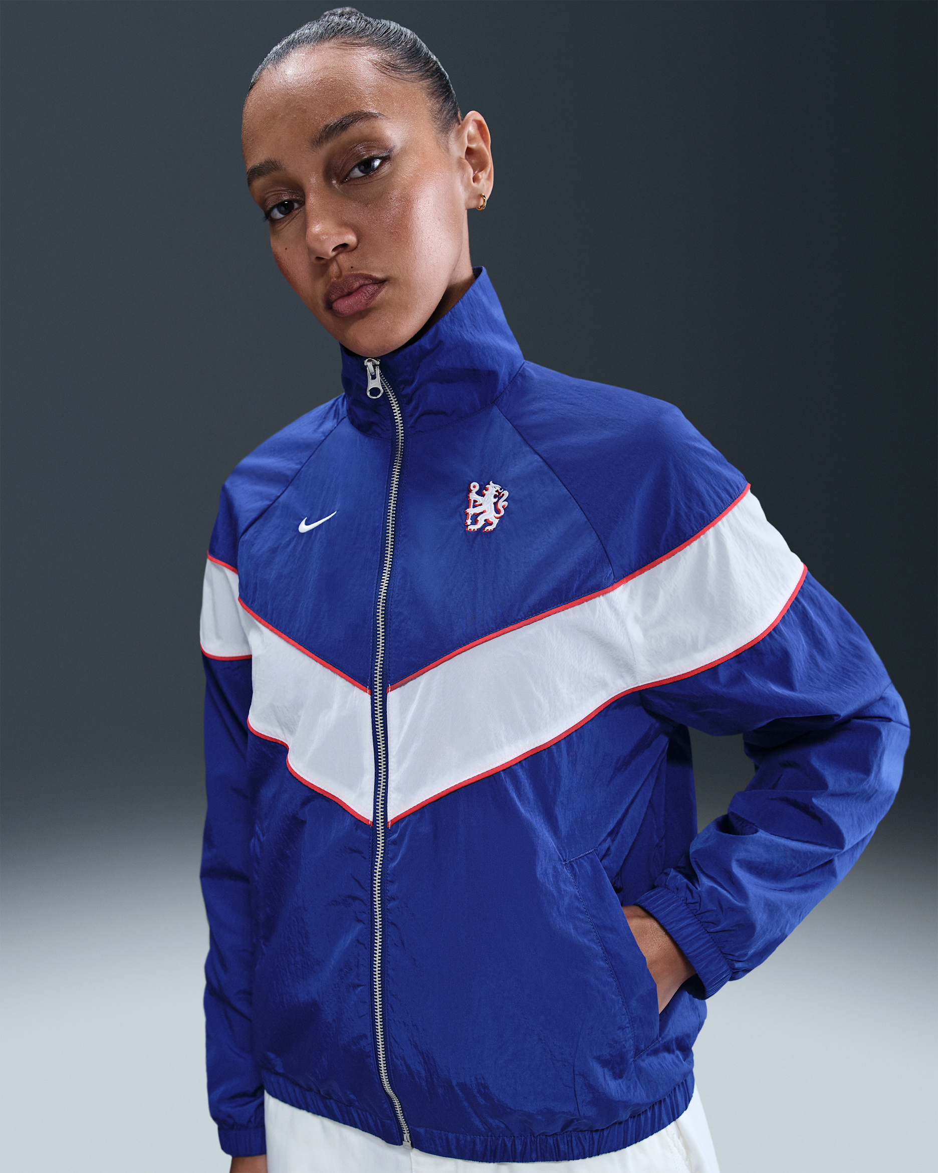 Chelsea F.C. Windrunner Women's Nike Football UV Woven Full-Zip Jacket - Rush Blue/White/Speed Red/White