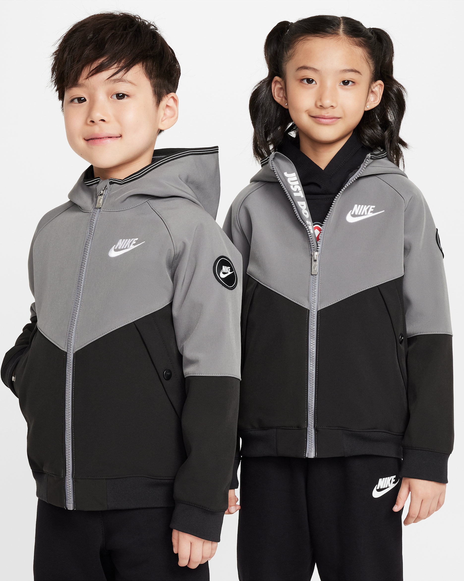 Τζάκετ Futura Softshell Nike για μικρά παιδιά - Smoke Grey