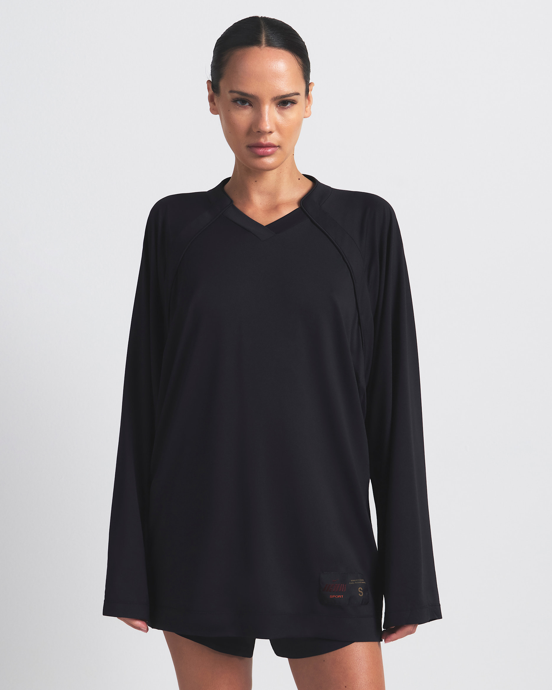 NikeSKIMS Airy Women's Oversized V-Neck Long-Sleeve Top - NSKM OBSIDIAN
