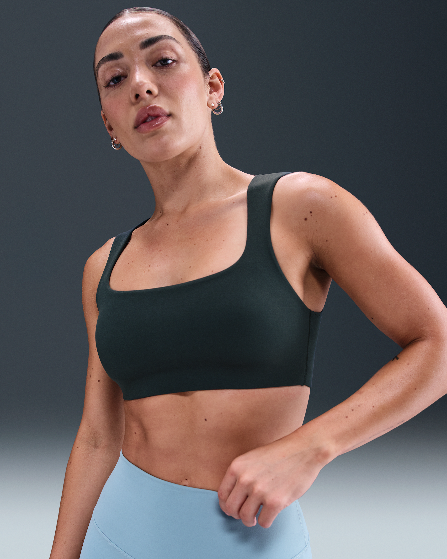 Bra deportivo de baja sujeción con forro ligero para mujer Nike Zenvy - Alga/Blanco
