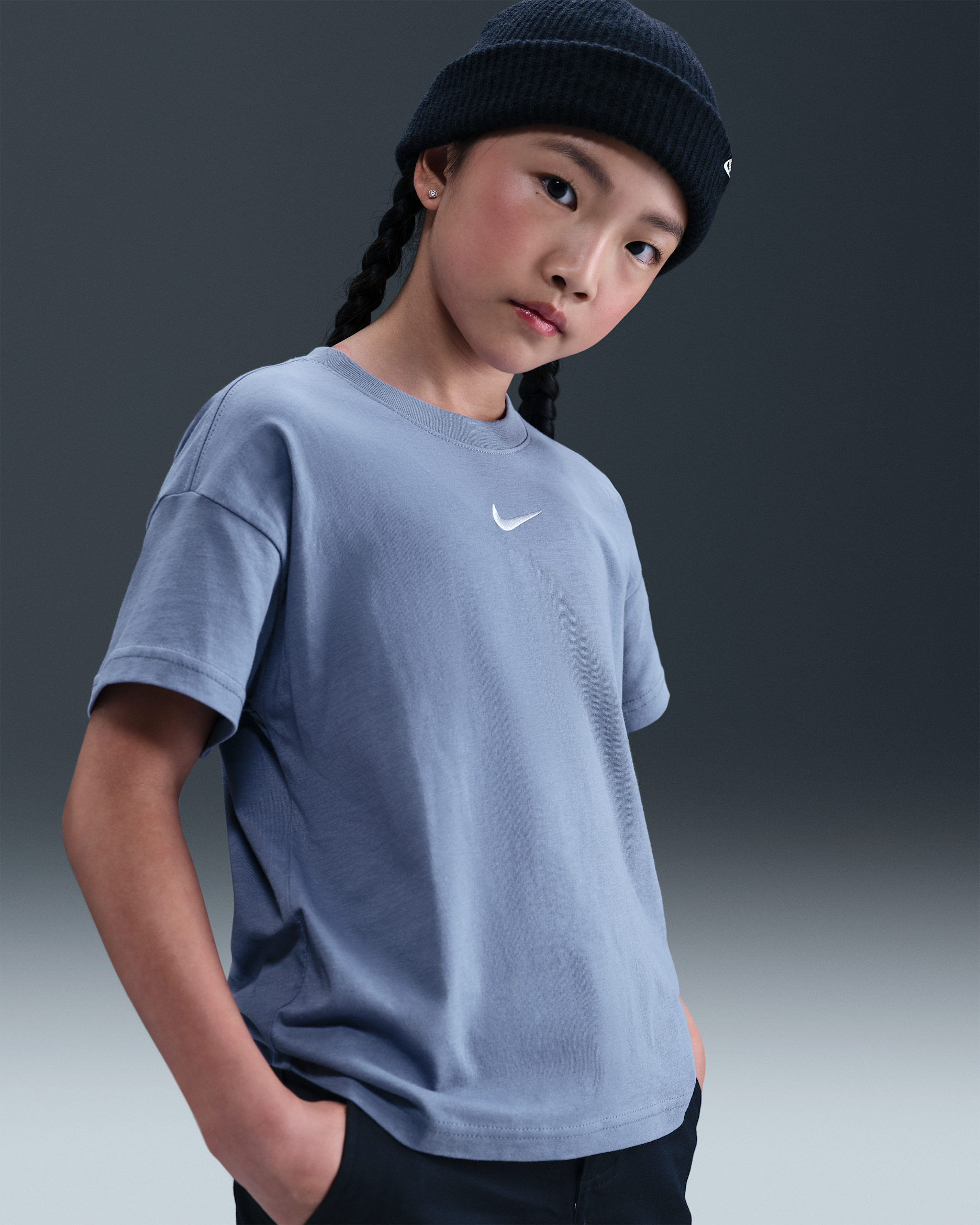 Nike Sportswear Essential Older Kids' (Girls') T-Shirt - World Indigo