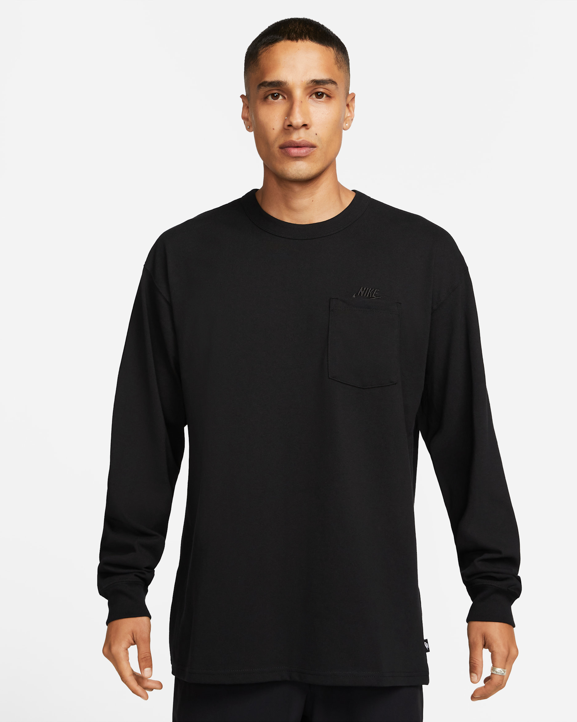 Nike Sportswear Premium Essentials Men's Long-Sleeve Pocket T-Shirt - Black/Black