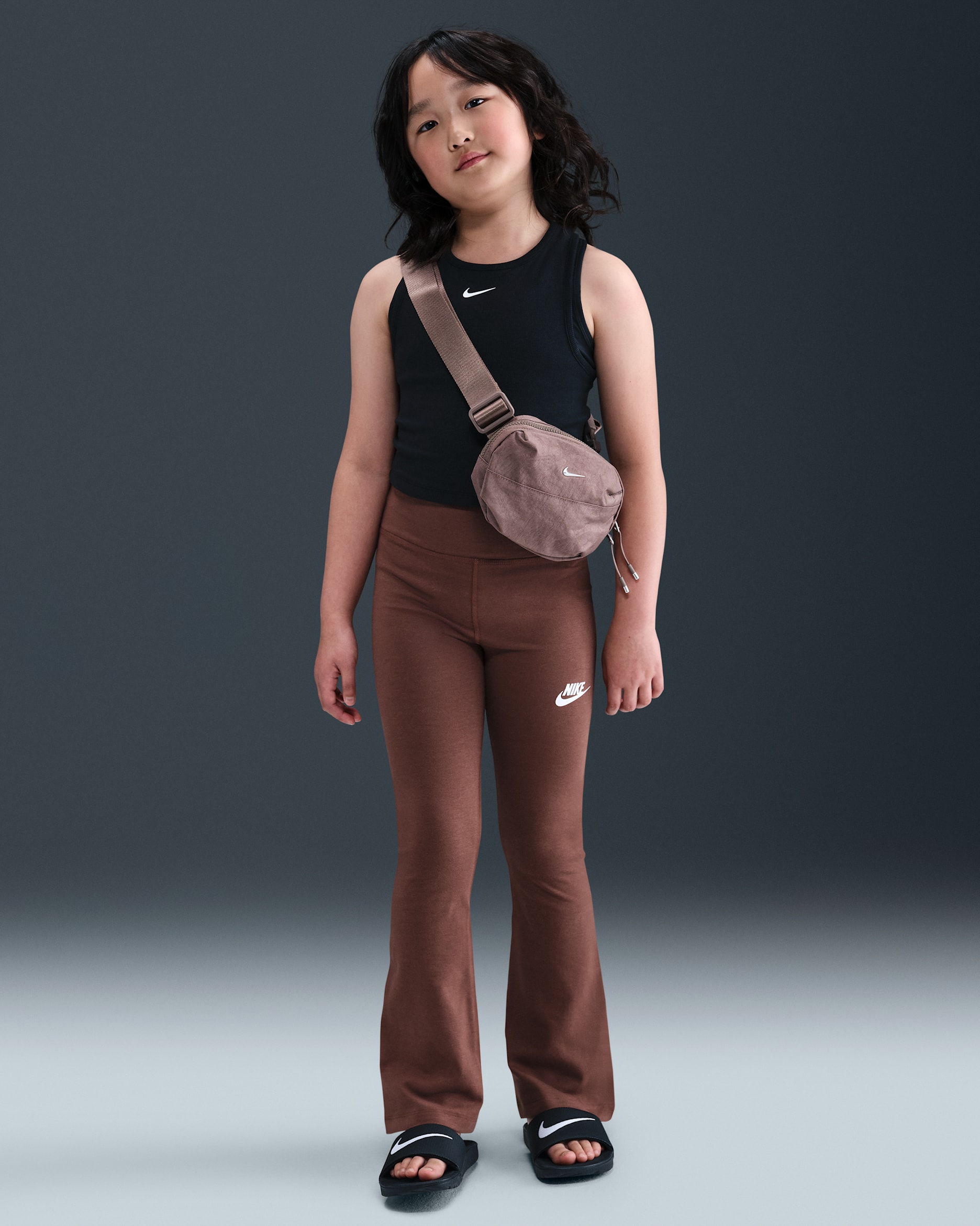 Nike Sportswear Classic Girls' High-Waisted Flared Leggings - Fauna Brown/White