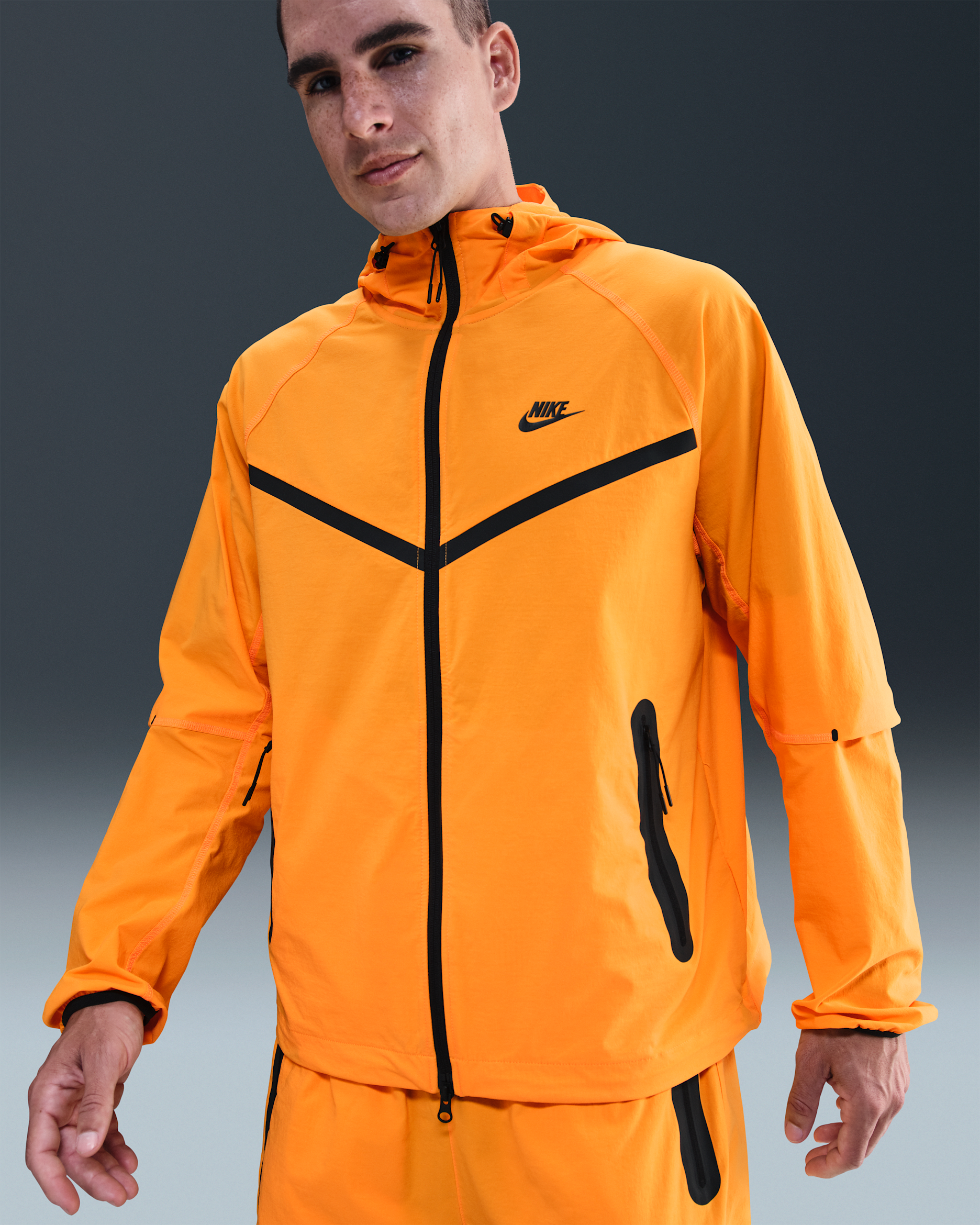 เสื้อแจ็คเก็ต Windrunner แบบทอซิปยาวผู้ชาย Nike Tech - Sundial