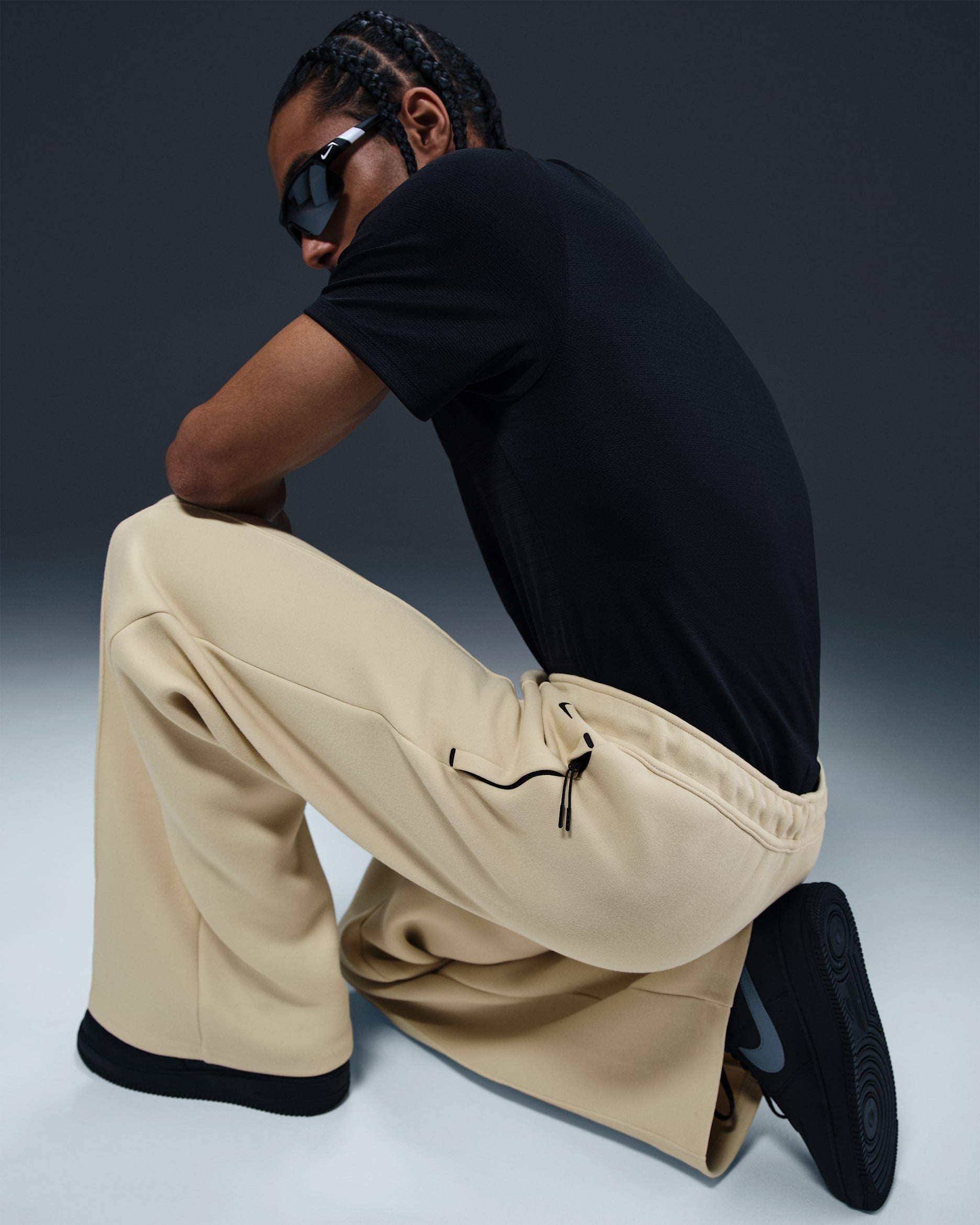 Nike Tech Men's Wide-Leg Fleece Pants