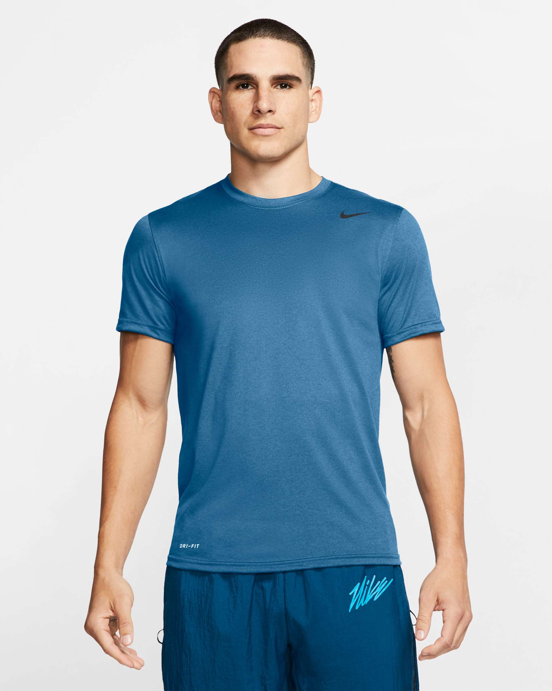 Nike Dri-FIT Legend Men's Training T-Shirt - Dutch Blue/Black