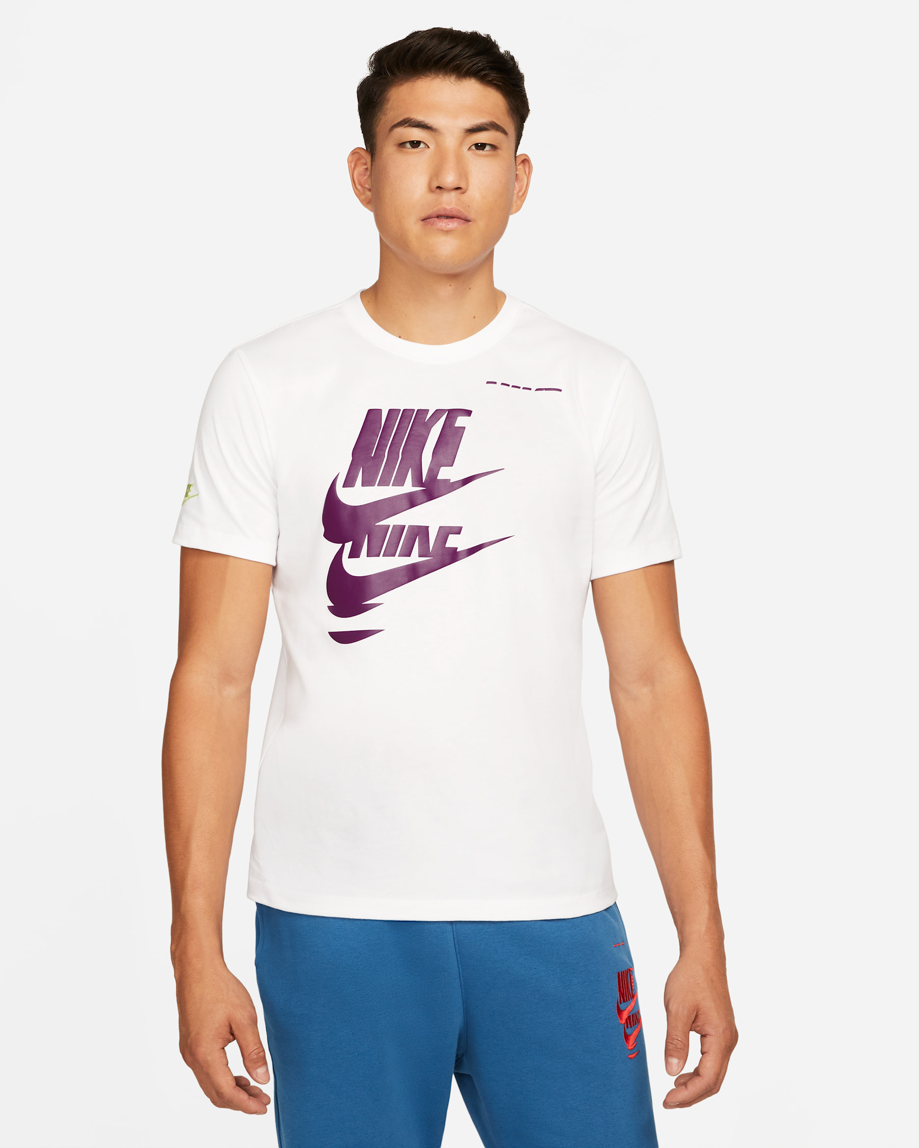 Nike Sportswear Sport Essentials+ Men's T-Shirt - White/Sangria