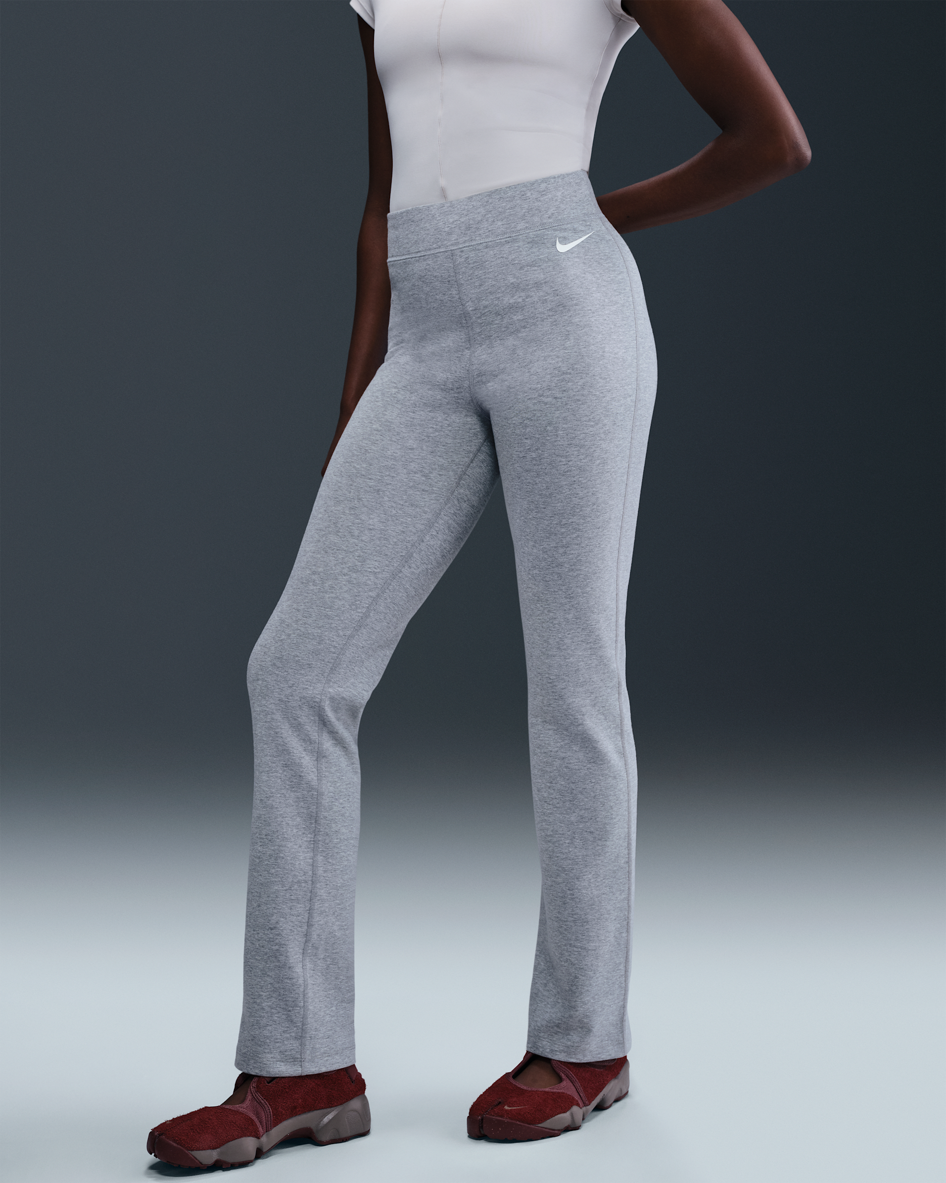 Nike Sportswear Classic Women's High-Waisted Bootcut Pants