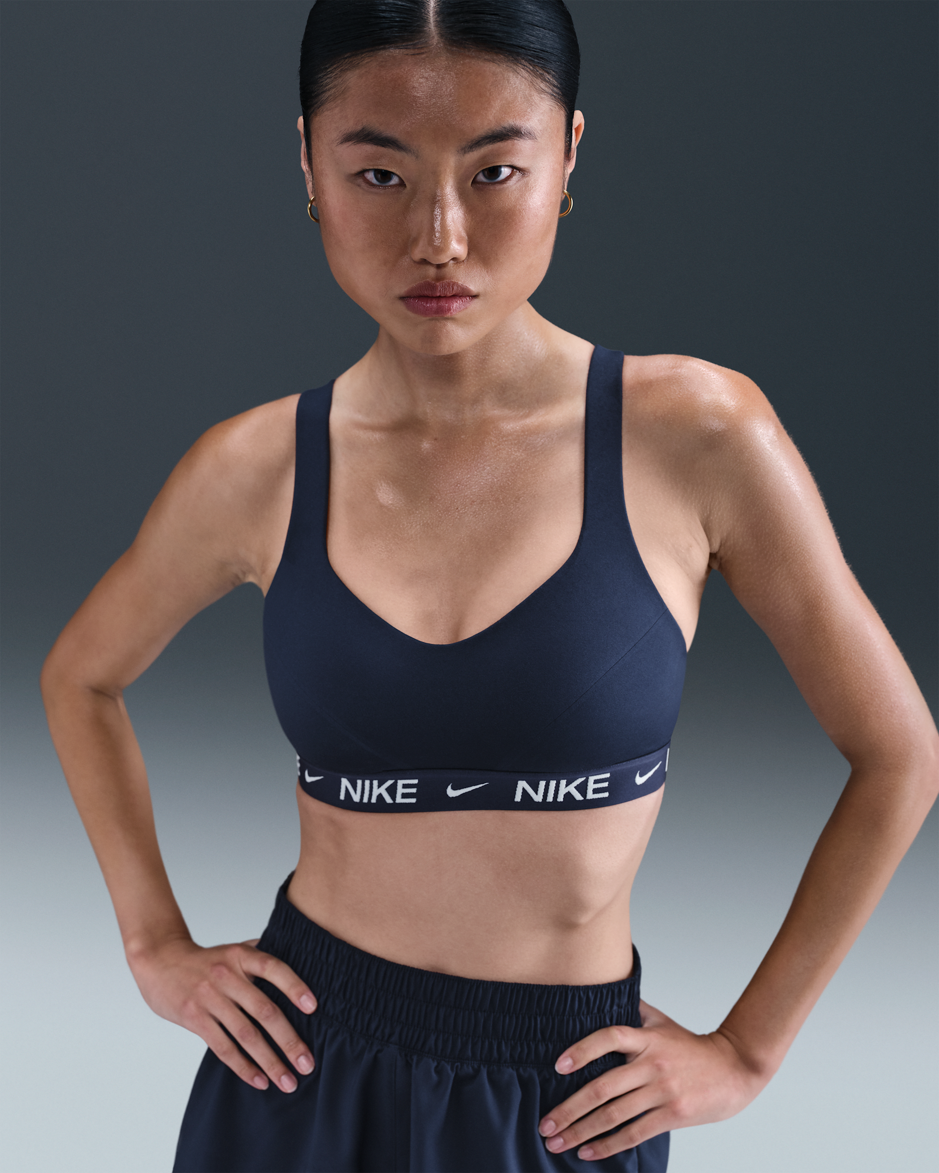 나이키 인디 하이 서포트 여성 패드 어저스터블 스포츠 브라 - 미드나이트 네이비