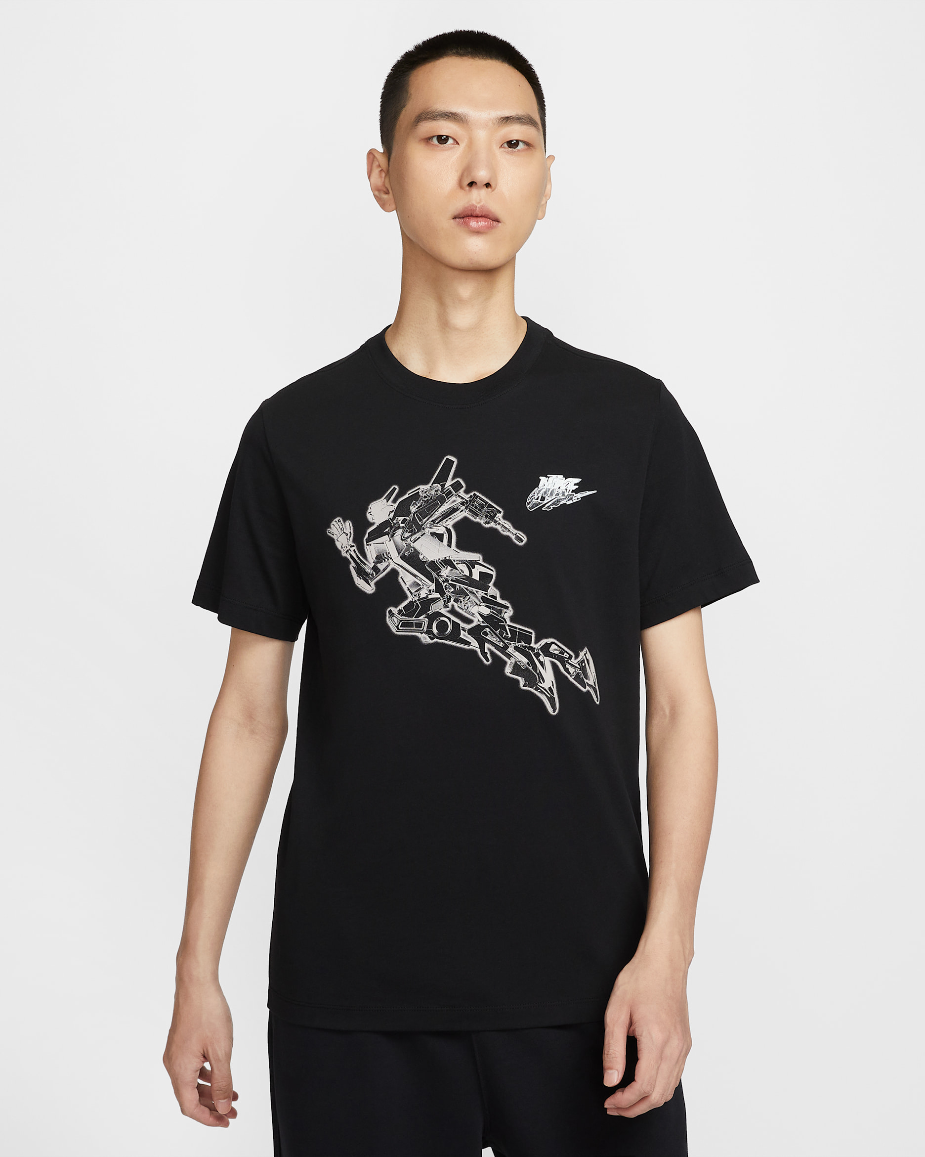 Nike Sportswear Men's T-Shirt - Black