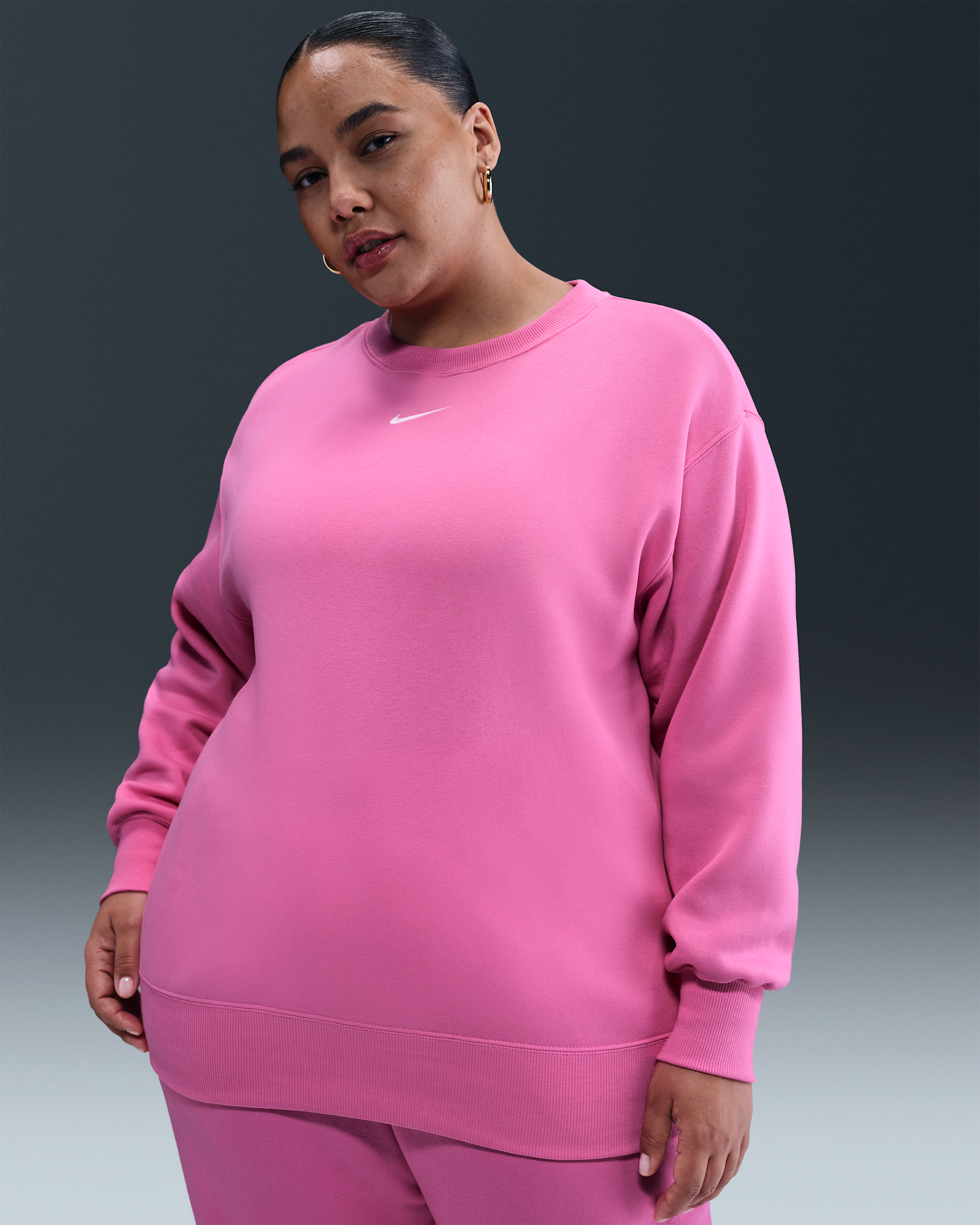 Sudadera oversized de cuello redondo de tejido Fleece para mujer (talla grande) Nike Sportswear Phoenix - Rosa alegre/Vela