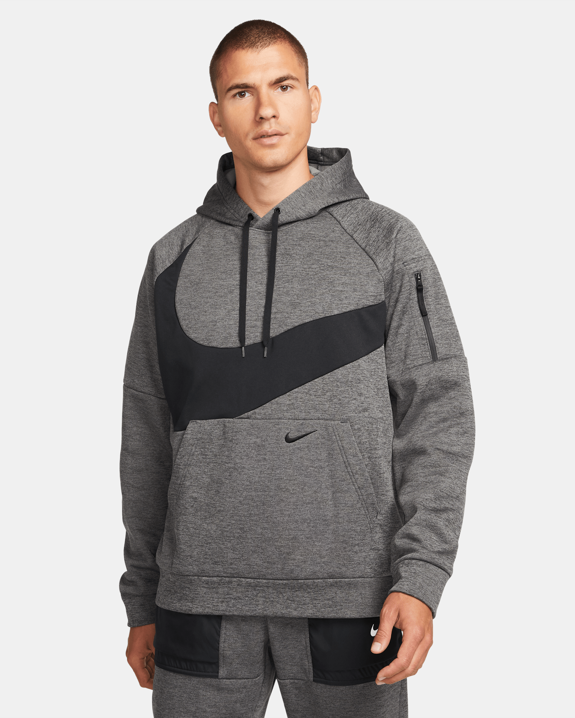 Hoodie pullover de fitness Nike Therma-FIT para homem - Charcoal Heather/Cinzento Smoke escuro/Preto/Preto