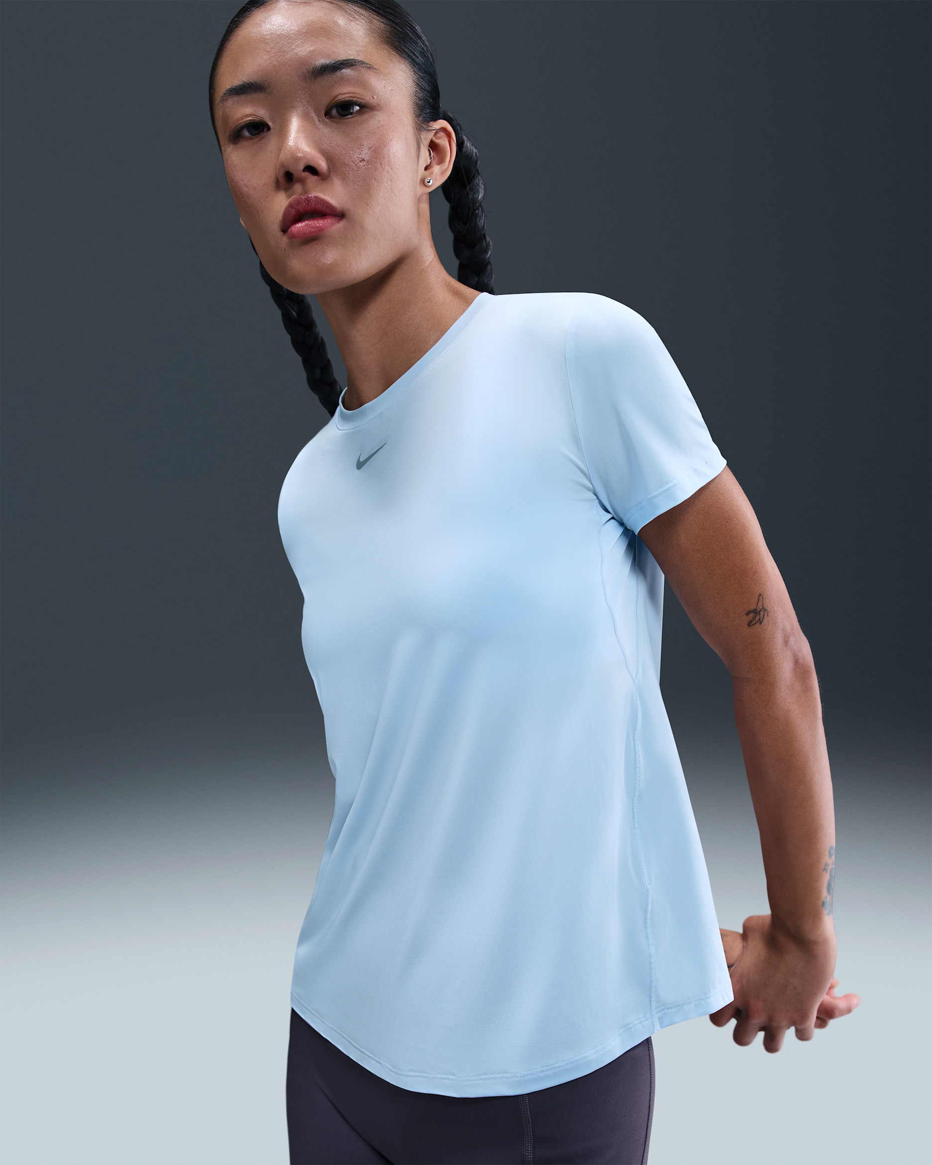 ナイキ ワン クラシック ウィメンズ Dri-FIT ショートスリーブ トップ - セレスタインブルー