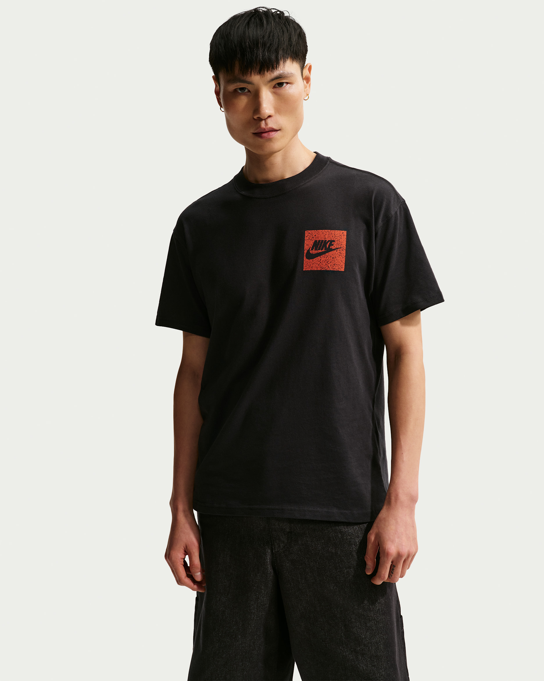 NikeMen's Basketball T-Shirt Men's Basketball T-Shirt - Black