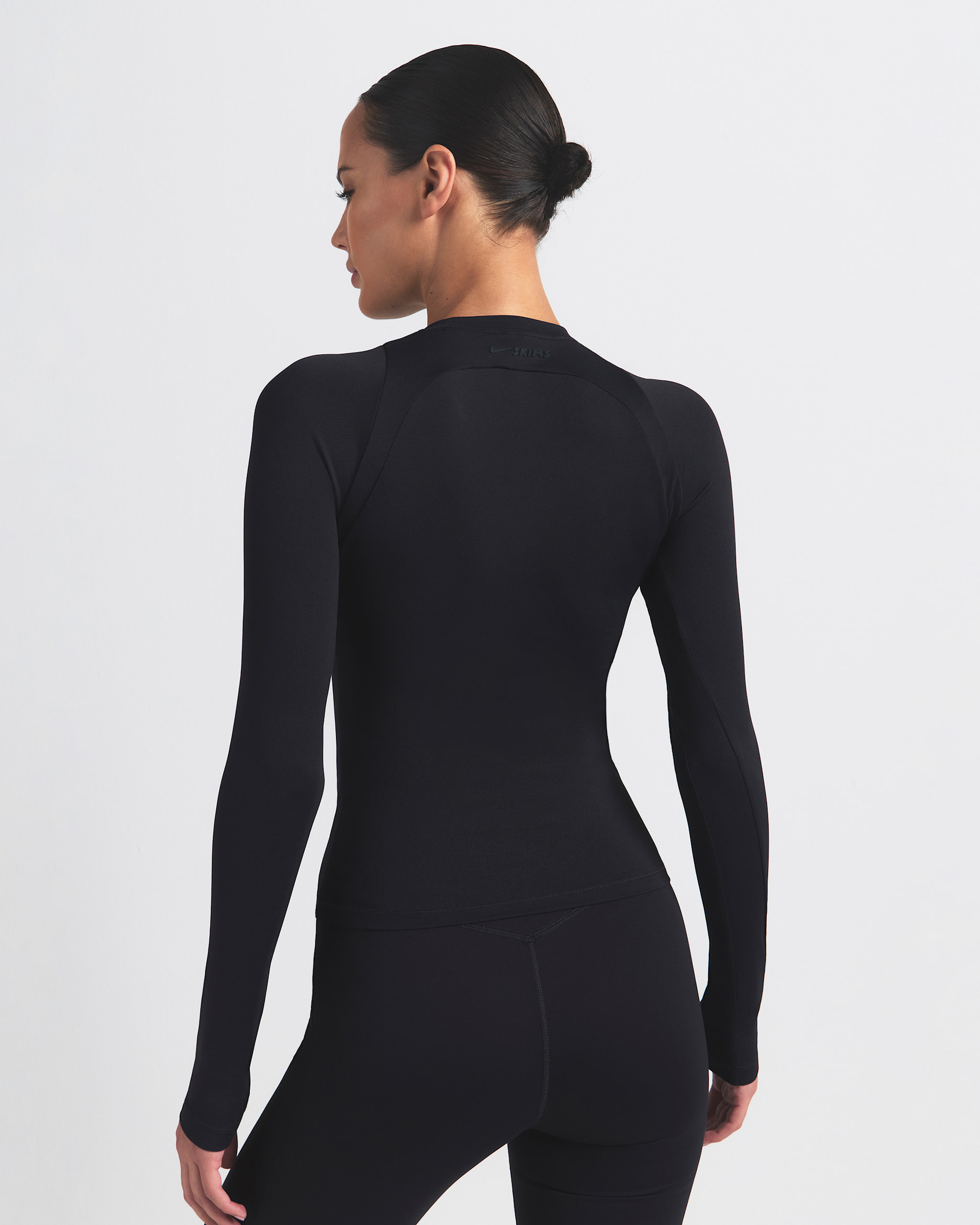 NikeSKIMS Airy Women's Long-Sleeve Crew-Neck Top