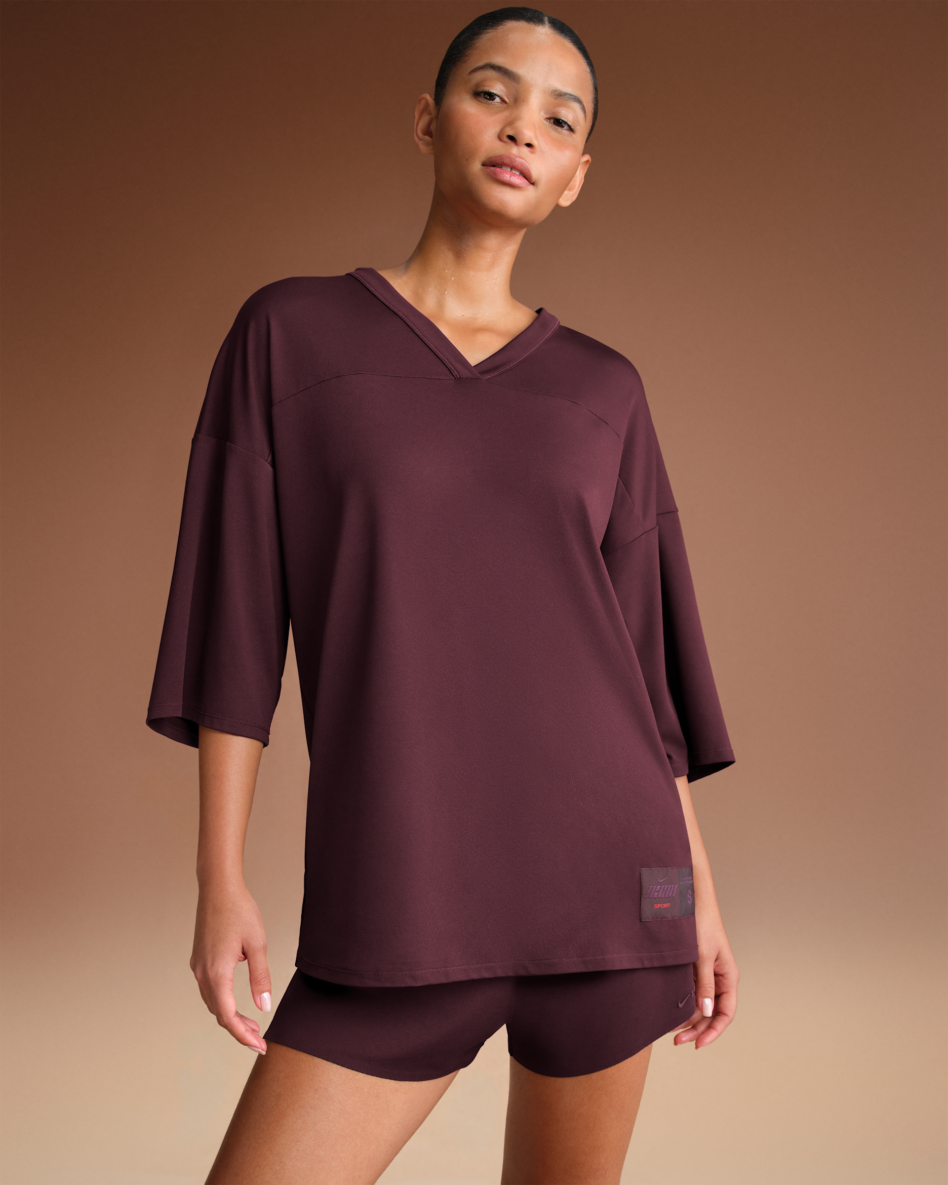 NikeSKIMS Airy Women's Oversized V-Neck T-Shirt - NSKM CURRANT