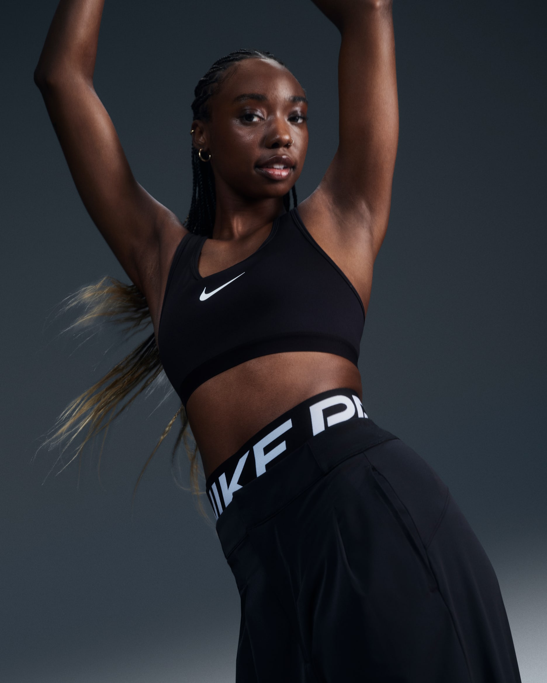 Nike Swoosh High Support Women's Non-Padded Adjustable Sports Bra