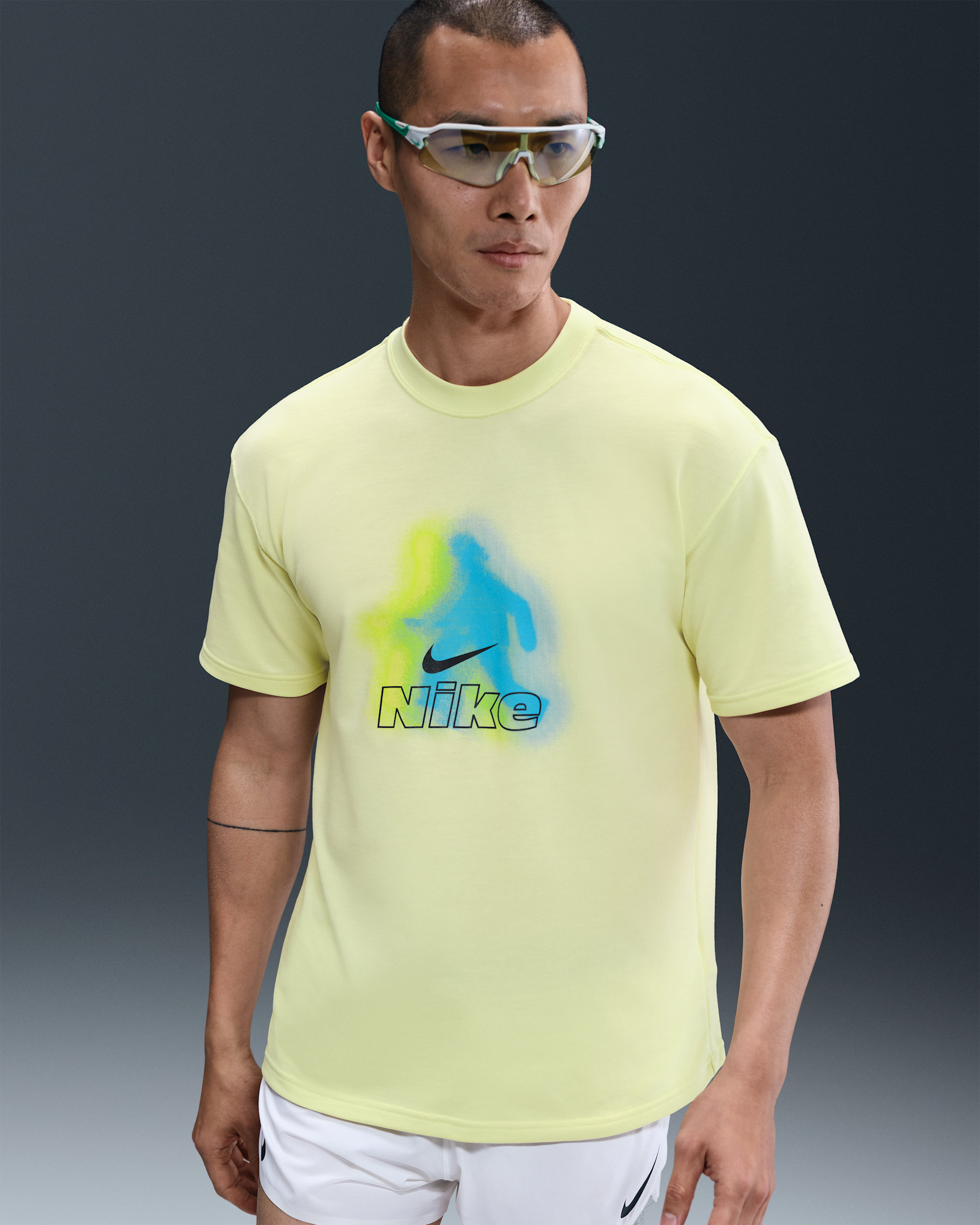 ナイキ メンズ ランニング マックス90 Tシャツ - ルミナスグリーン