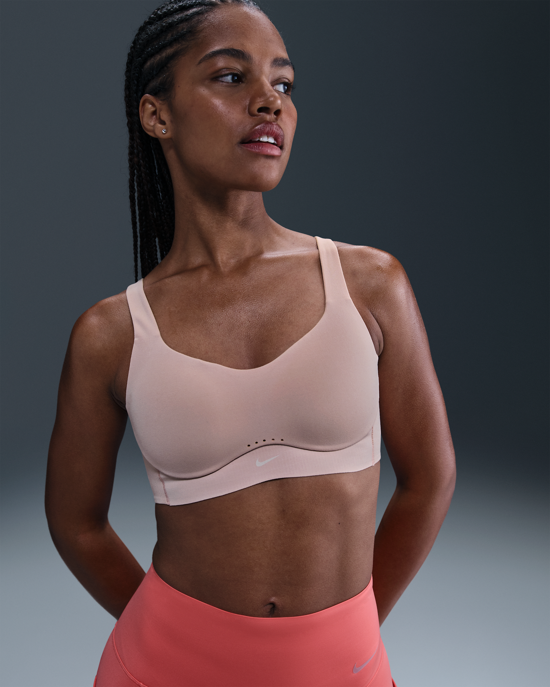 Bra deportivo convertible con almohadillas para mujer Nike Alate High Support - Beige partícula/Blanco