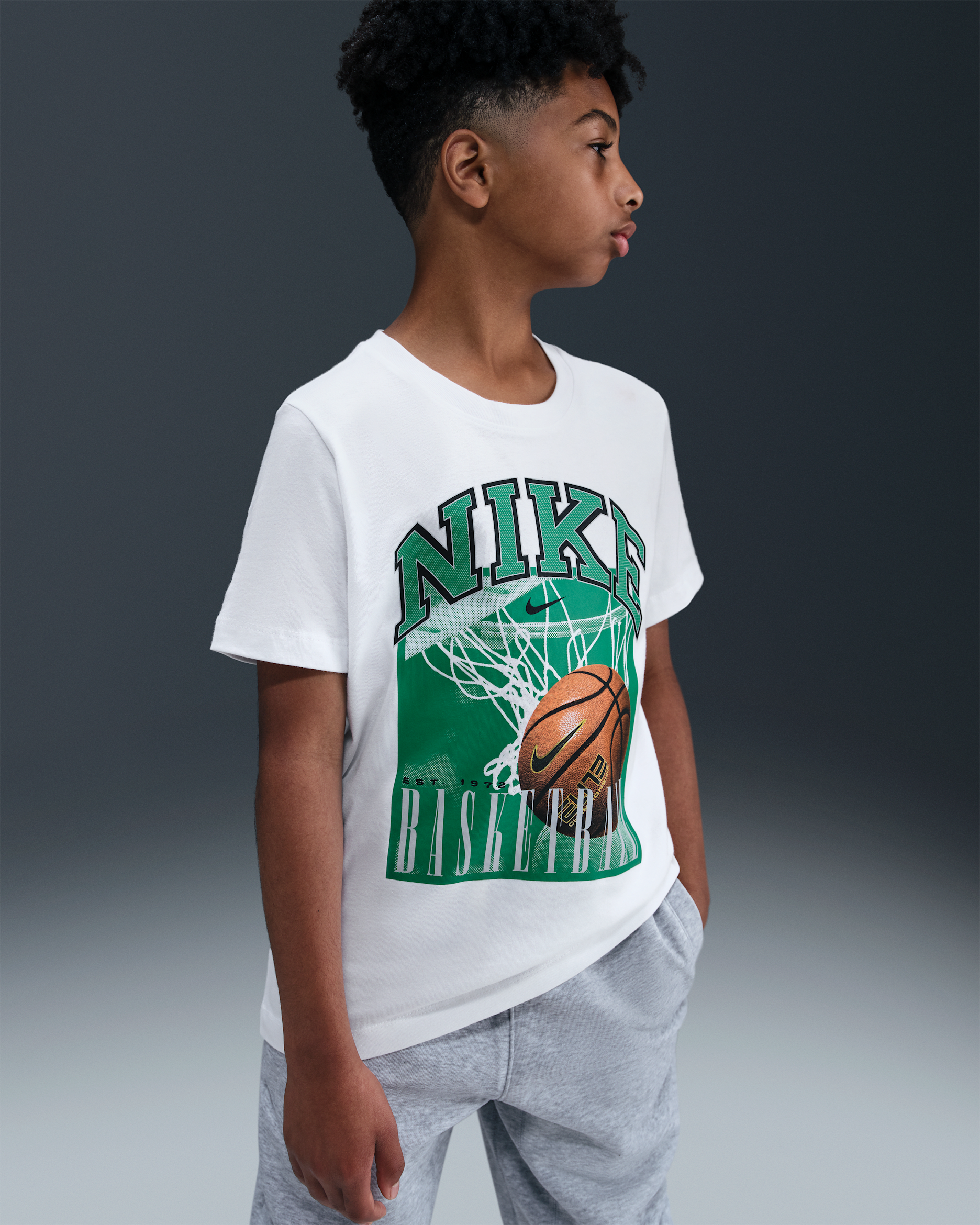 Playera para niños talla grande Nike Sportswear - Blanco