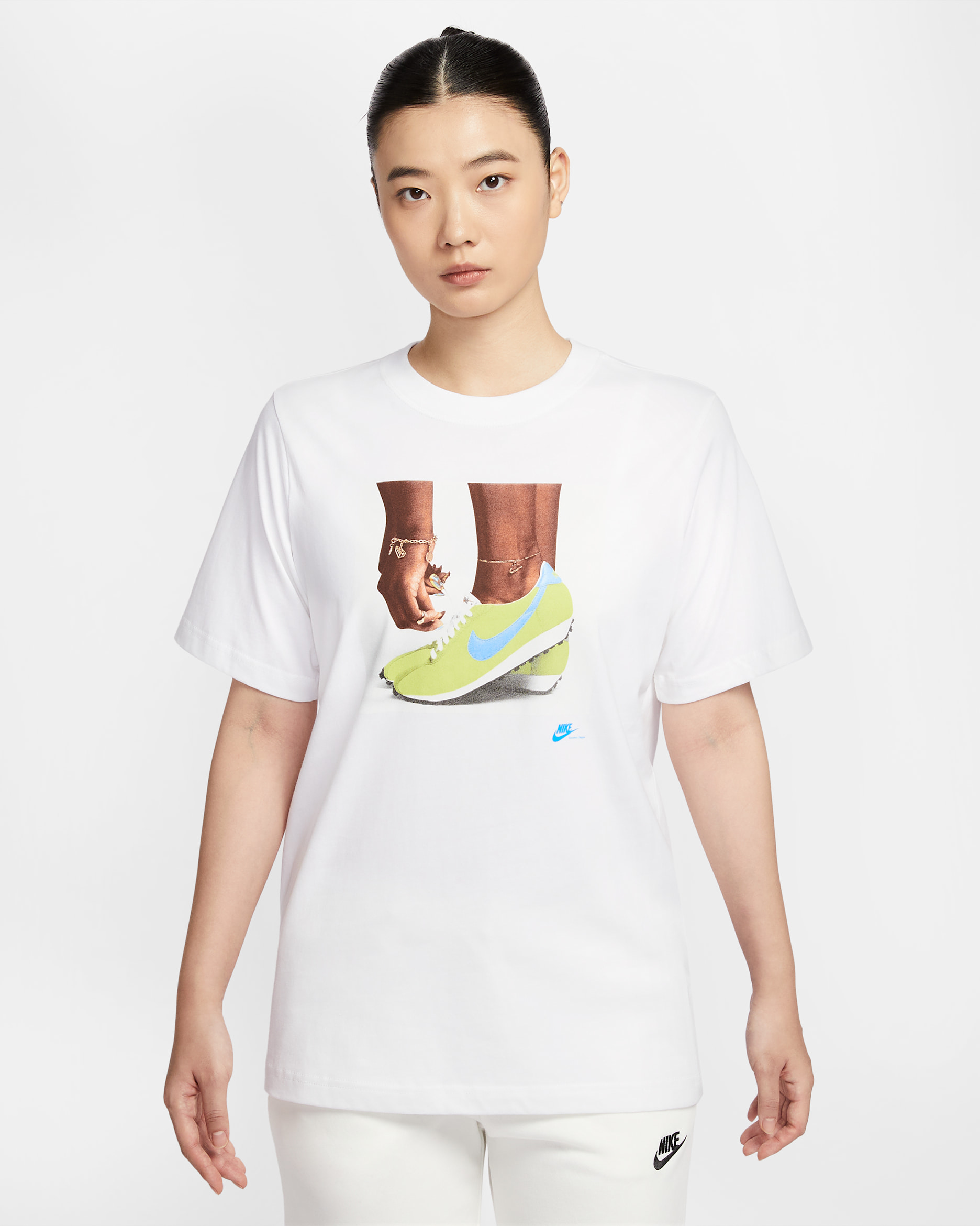 Nike Sportswear Women's Loose T-Shirt - White