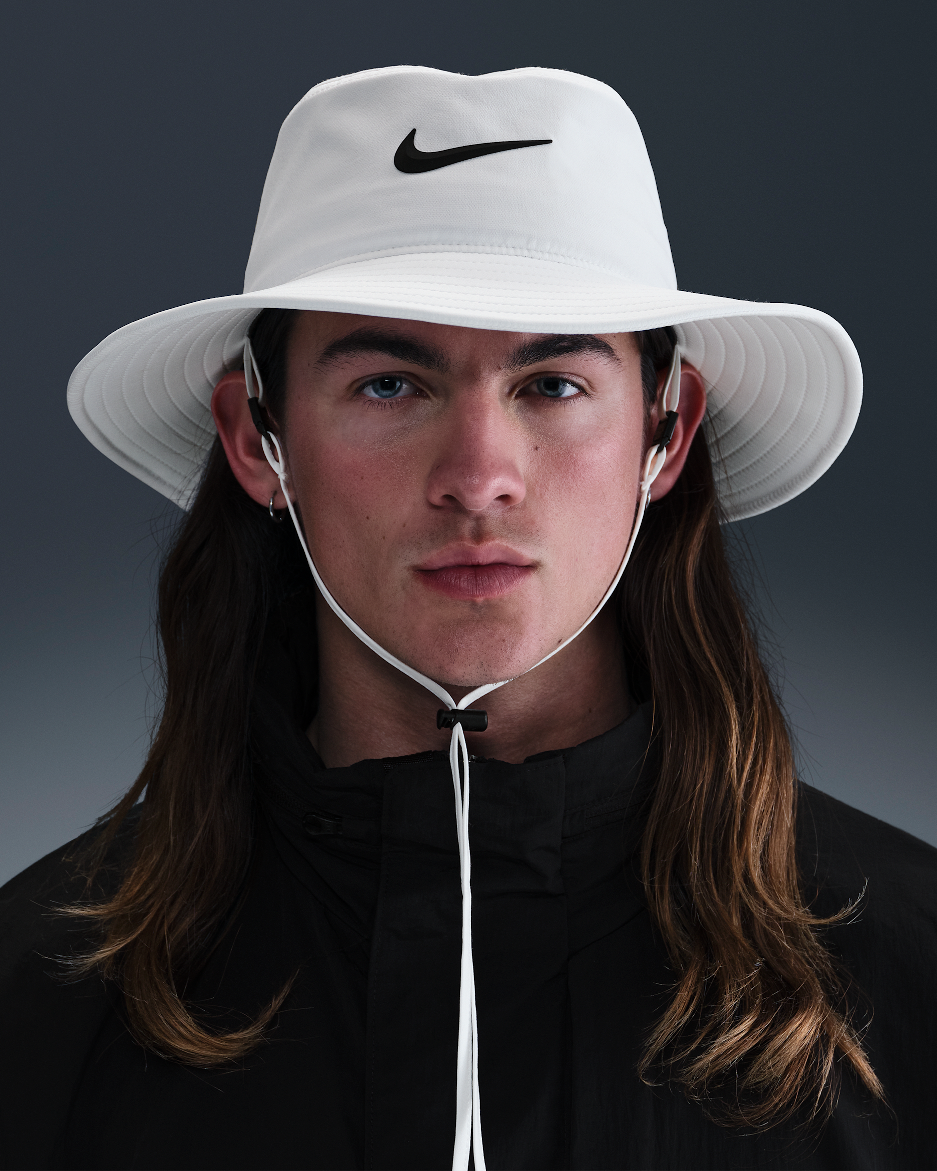 Nike Apex Dri-FIT Bucket Hat - White/Black
