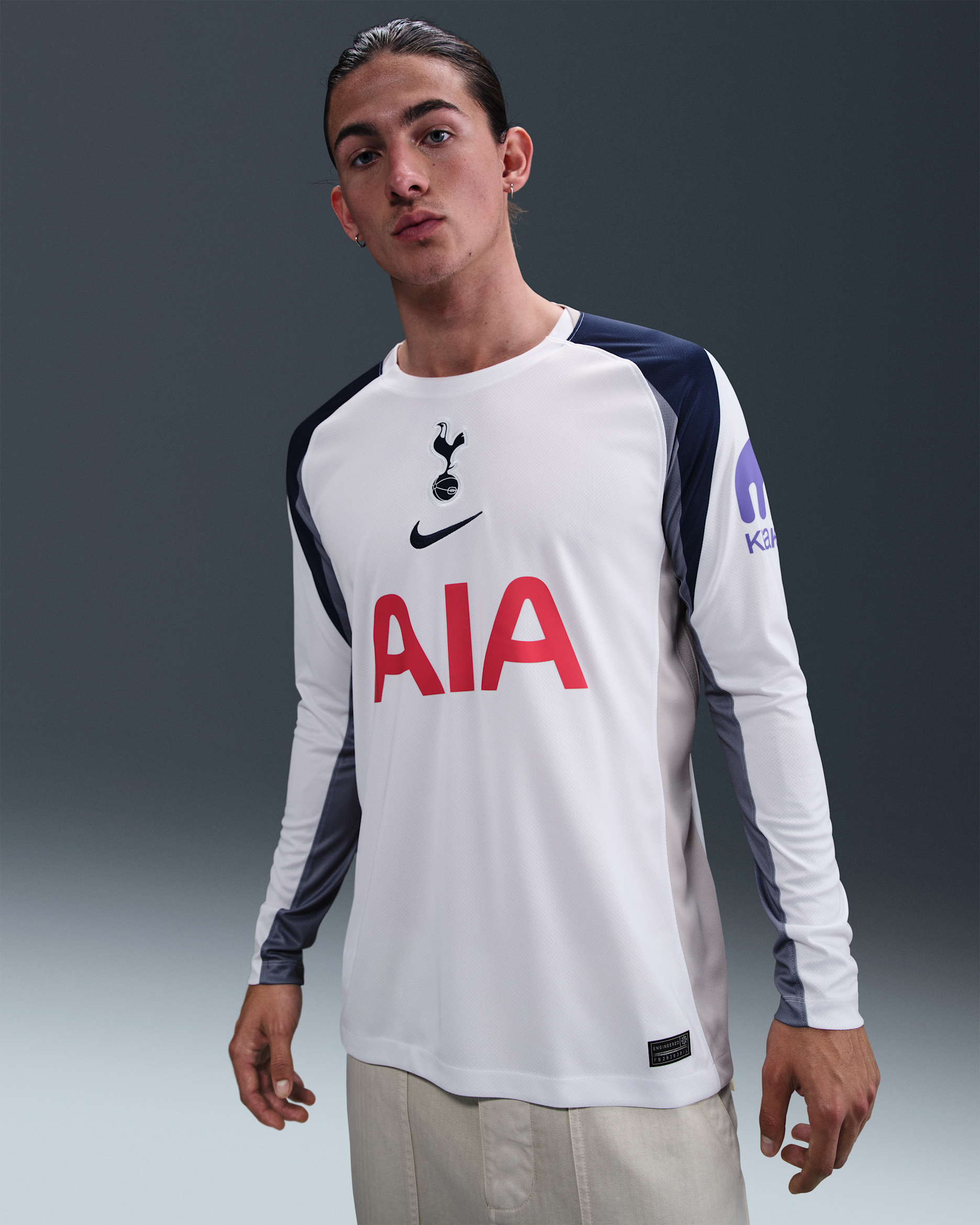 Tottenham Hotspur 2025/26 Stadium Home Men's Nike Dri-FIT Football Replica Long-Sleeve Shirt - White/Light Iron Ore/Binary Blue