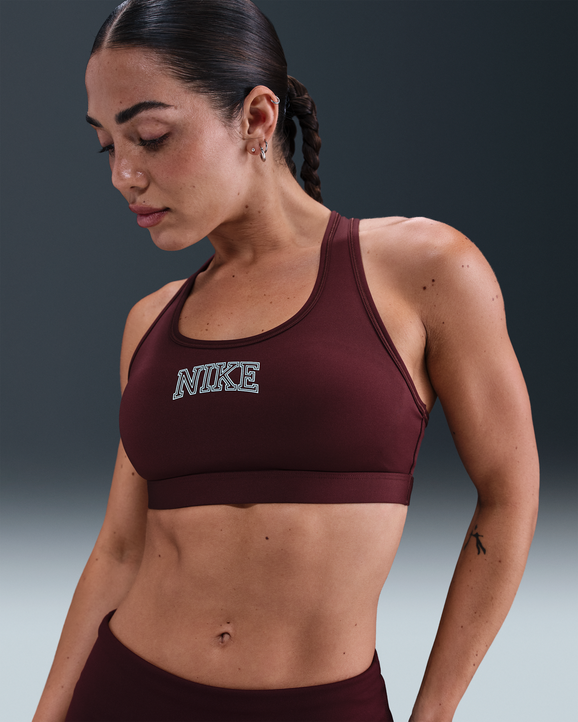Nike Swoosh Medium Support Women's Padded Sports Bra - Burgundy Crush