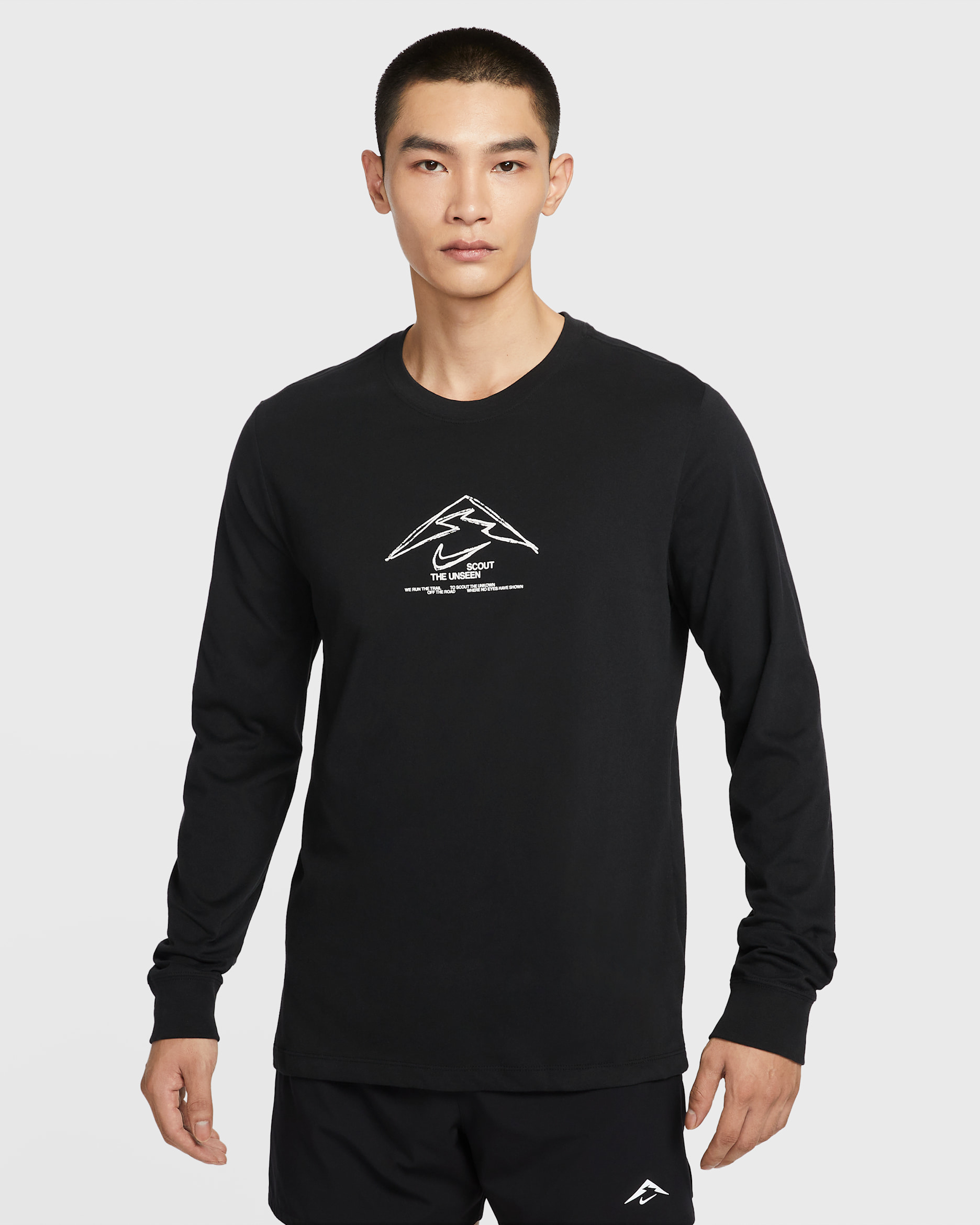 ナイキ トレイル メンズ Dri-FIT ロングスリーブ ランニング Tシャツ - ブラック
