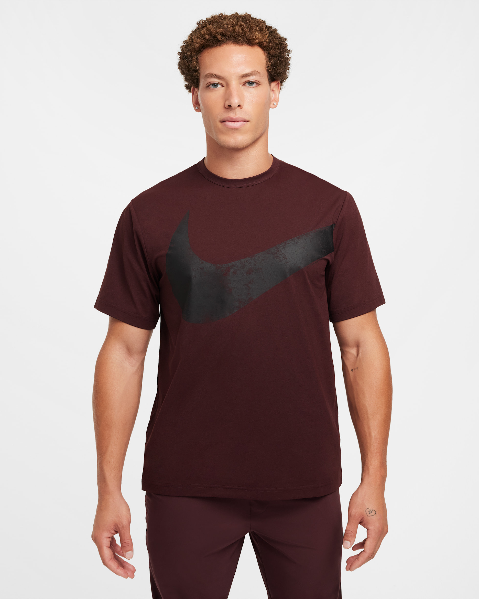 Nike Hyverse Swoosh Men's Dri-FIT Short-sleeve Fitness Top - Burgundy Crush/Black