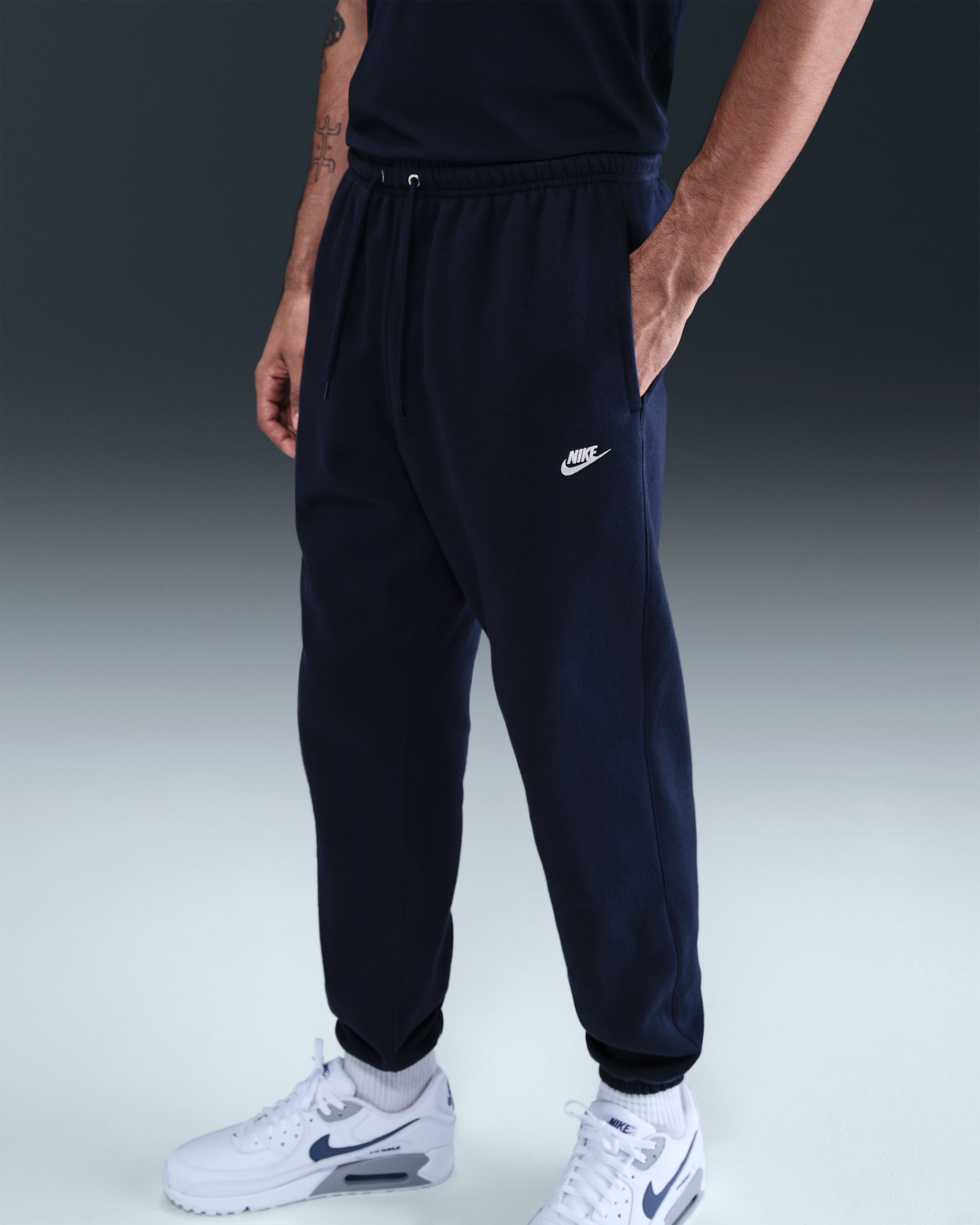 Nike Club Men's Cuffed Brushed Fleece Pants