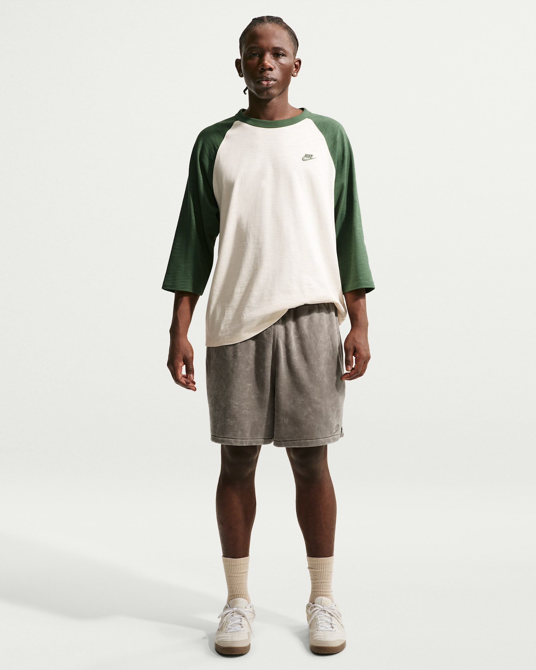 Nike Club Men's Fleece Shorts - Cave Stone/Cave Stone