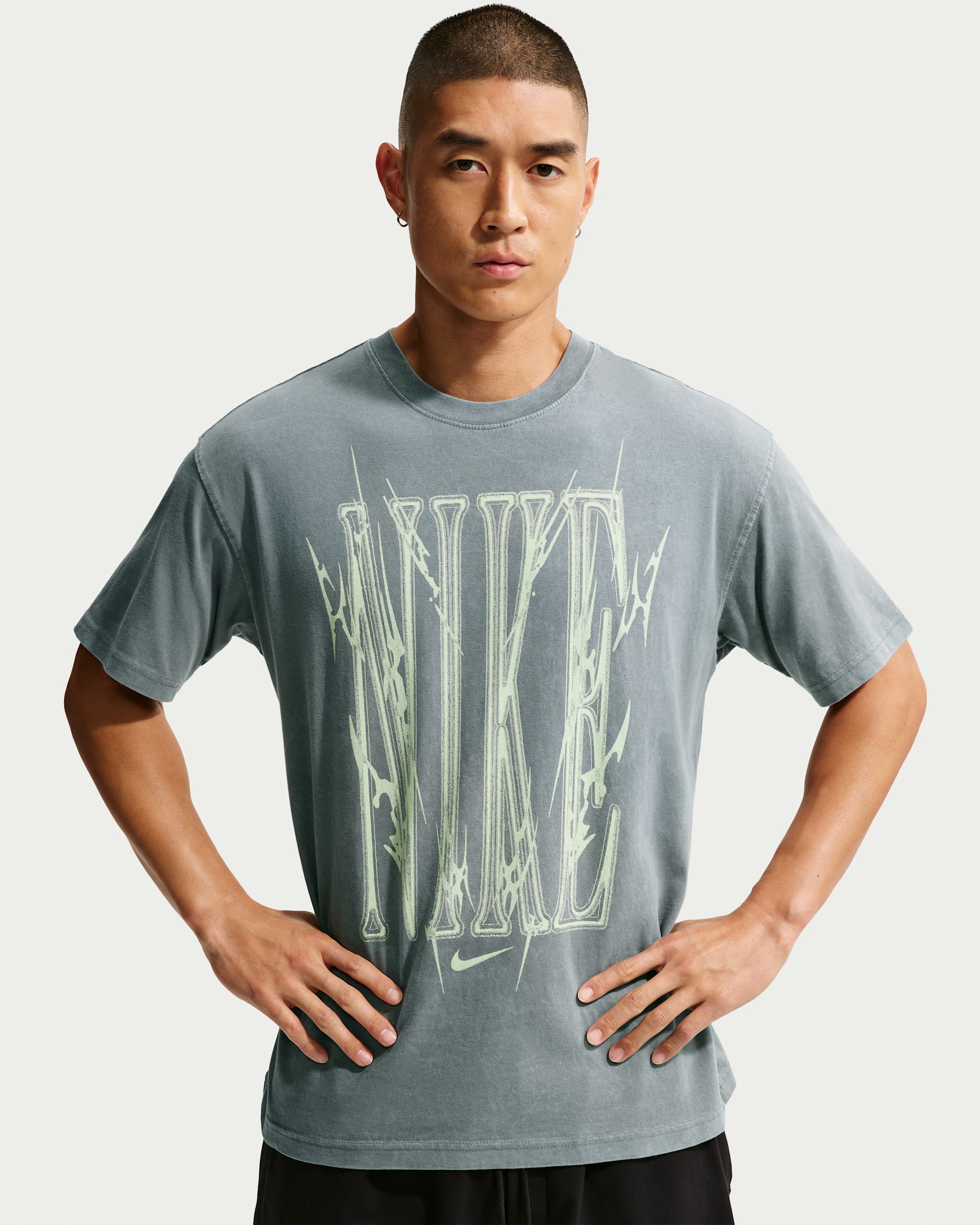 Nike Men's T-Shirt - Smoke Grey