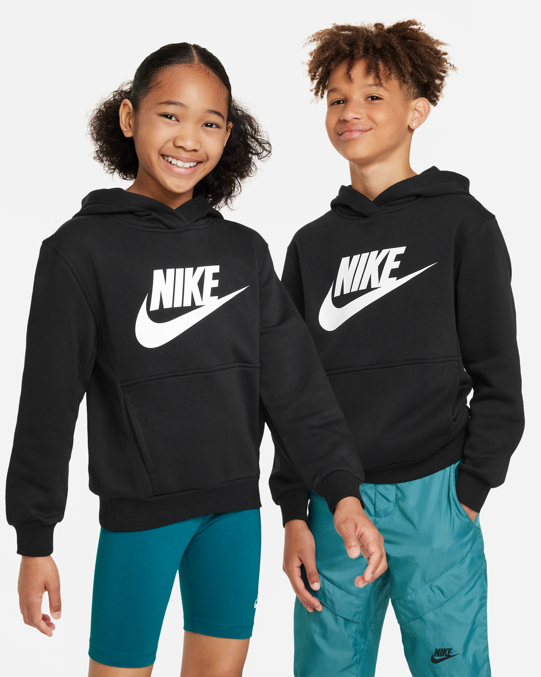 Nike Sportswear Club Fleece Big Kids' Hoodie - Black/White