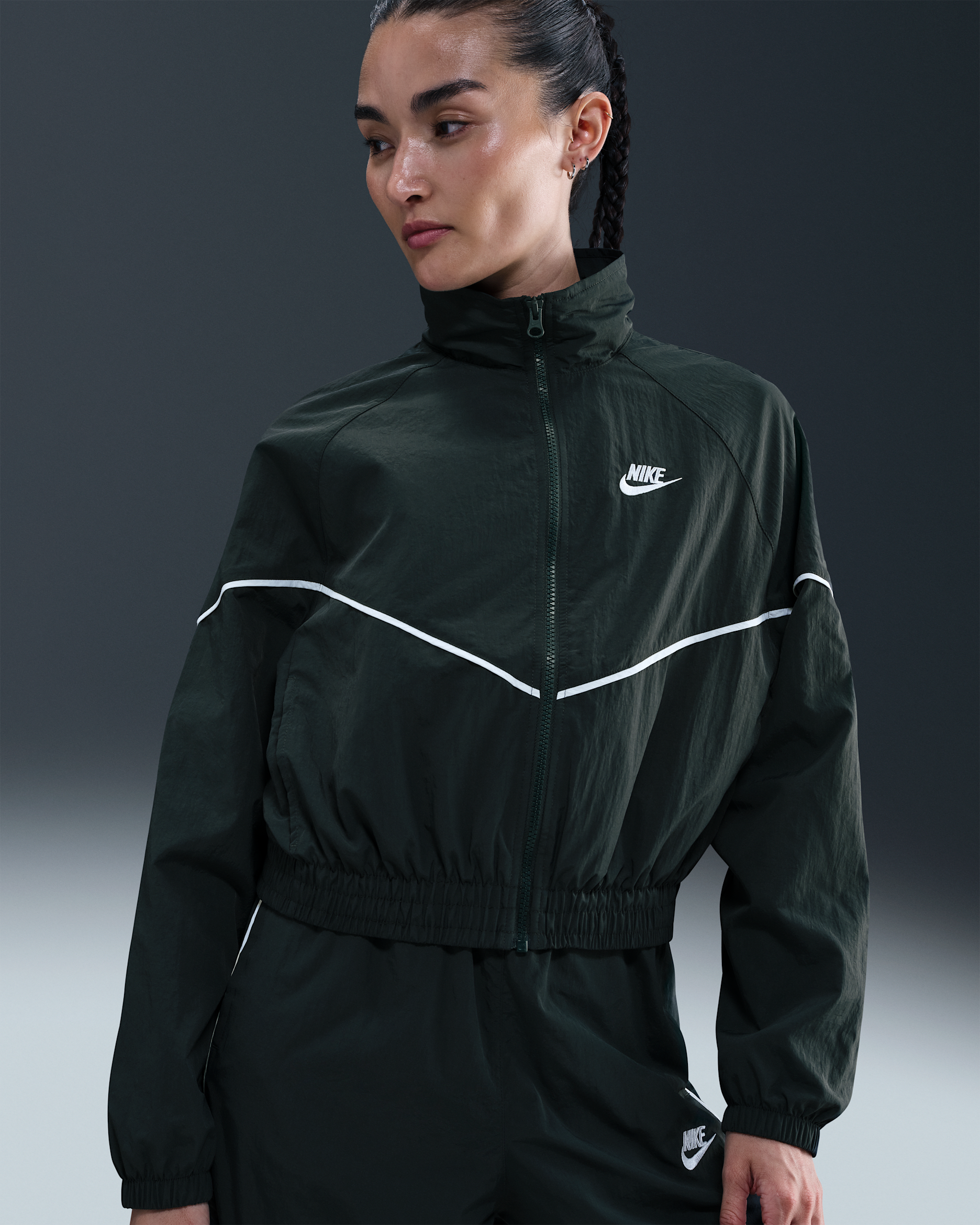 Nike Sportswear Windrunner Women's Woven Jacket - Seaweed/Sail/Sail