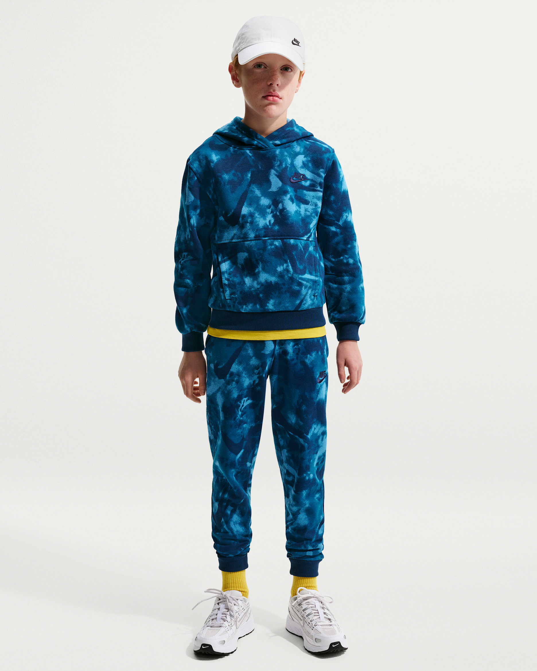 Nike Sportswear Club Fleece Big Kids' Joggers - Dutch Blue/Court Blue/Blue Void/Blue Void