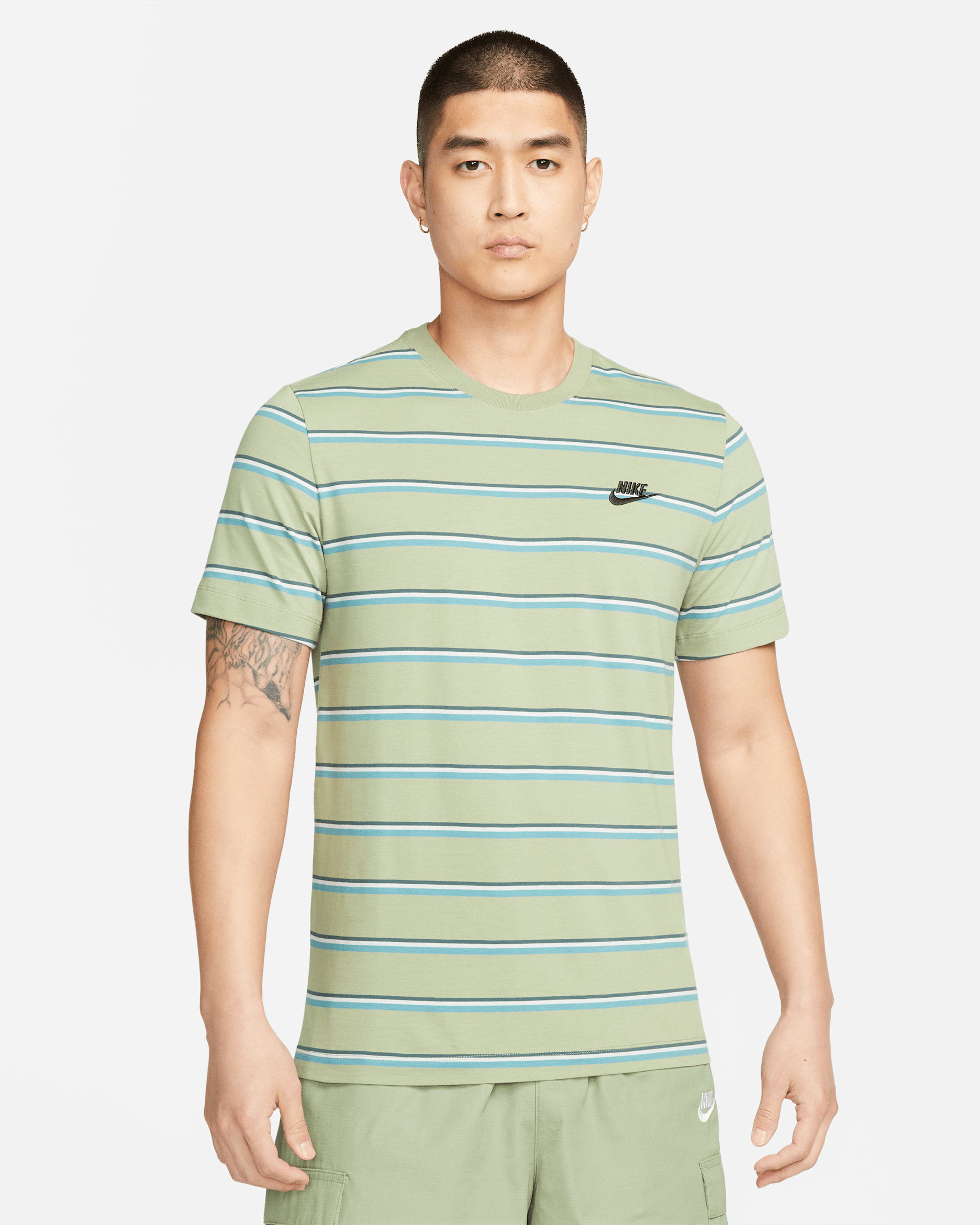 เสื้อยืดผู้ชาย Nike Sportswear - Oil Green