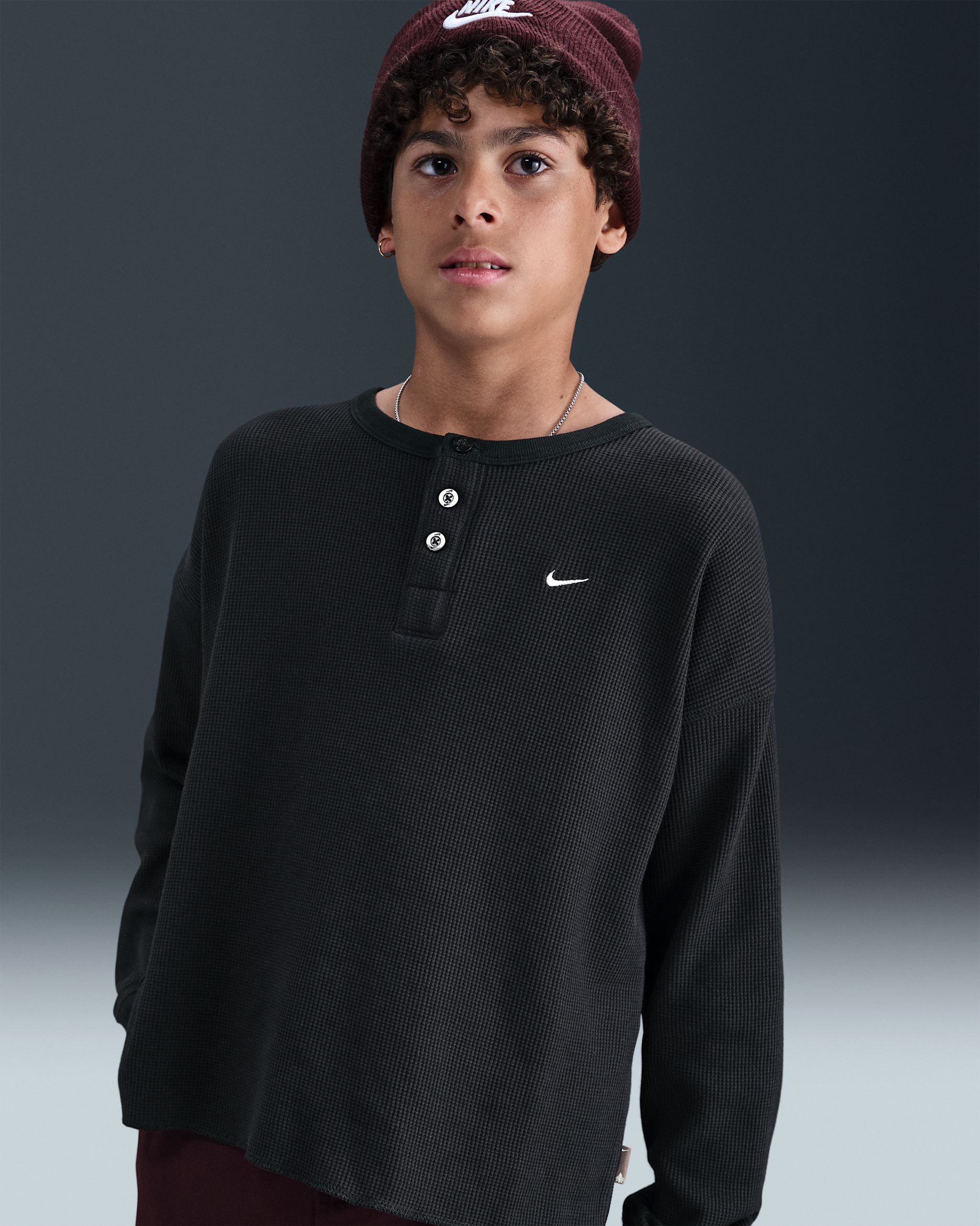 Koszulka z długim rękawem dla dużych dzieci Nike Sportswear Metro Ground - Czerń/Biel