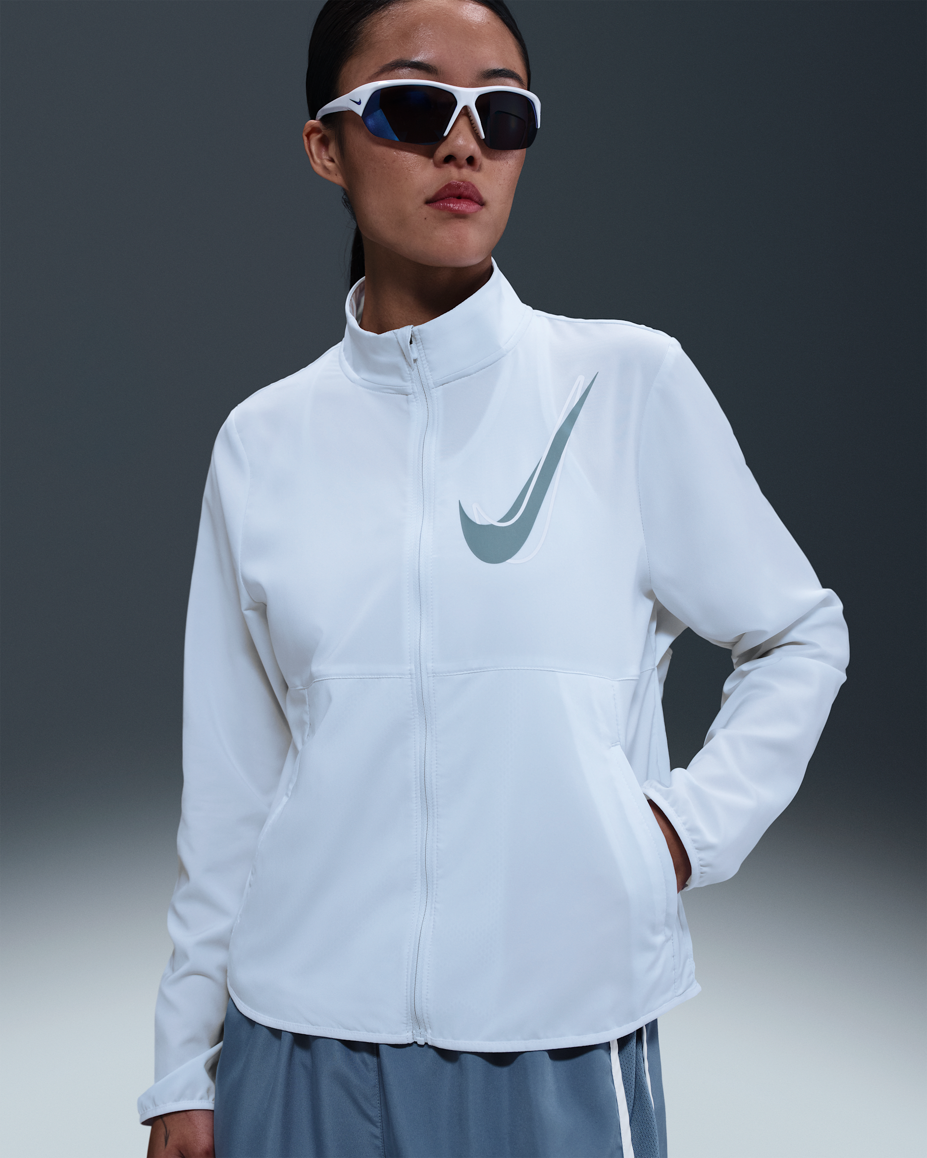Nike Swoosh Women's Dri-FIT Running Jacket - Blue Tint