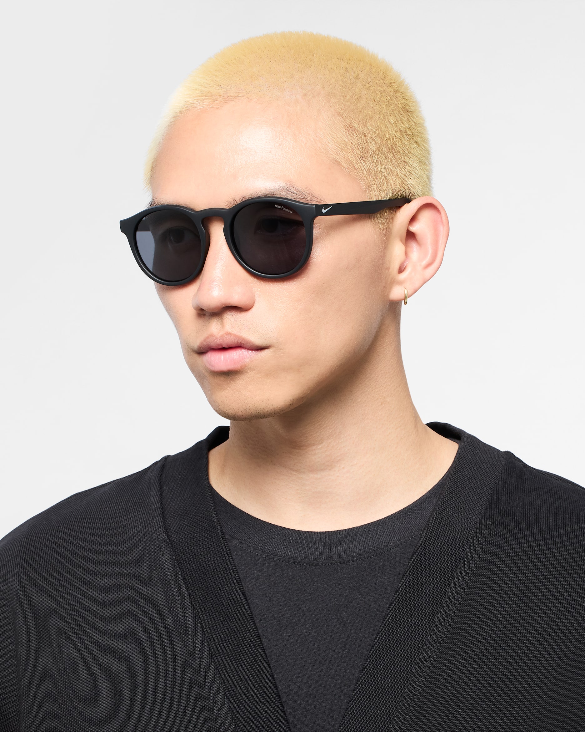 Nike Swerve Polarised Sunglasses - Black/Wolf Grey