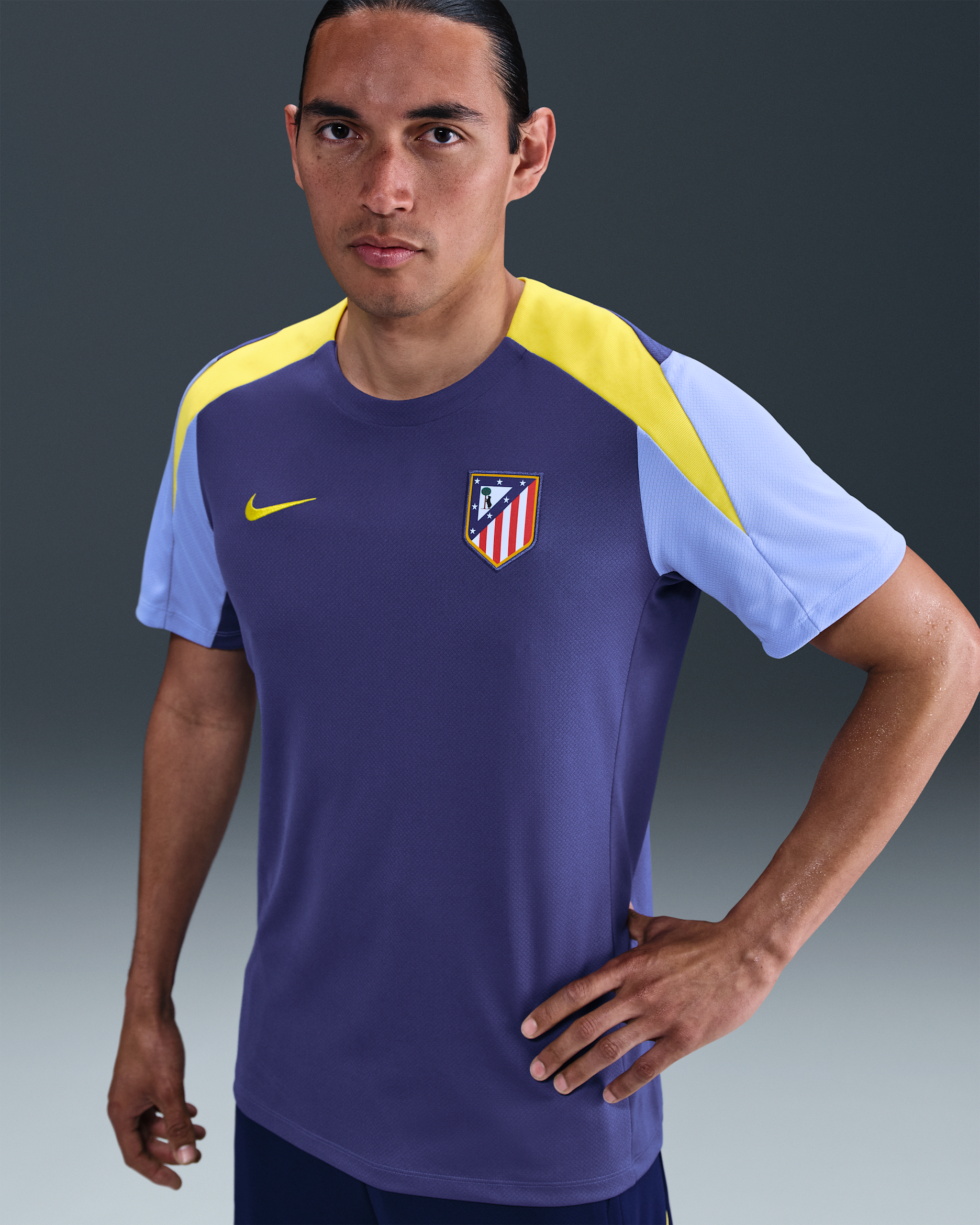 Atlético Madrid Strike Nike Dri-FIT Kurzarm-Fußballoberteil (Herren) - Dark Purple Dust/Vibrant Yellow/Vibrant Yellow
