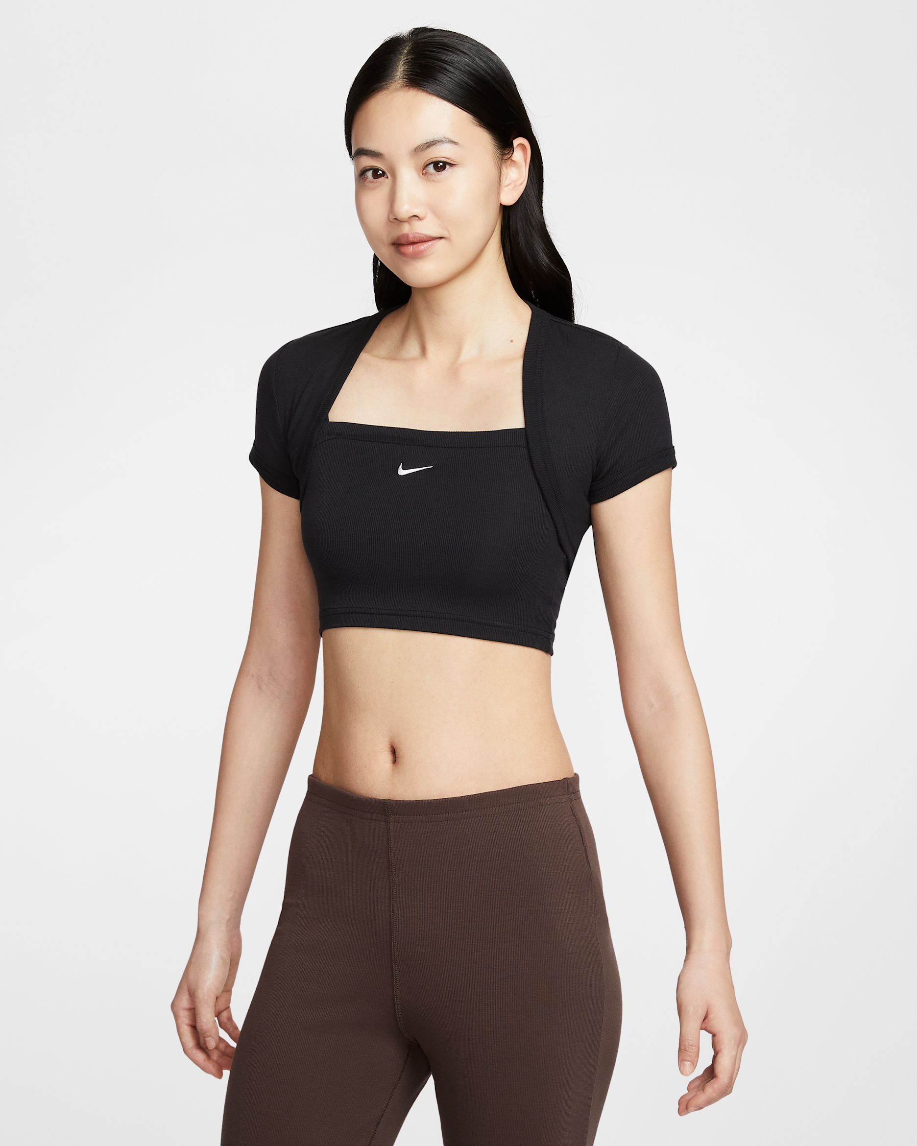เสื้อเอวลอยผ้าร่องเล็กทรงรัดรูป 2-in-1 ผู้หญิง Nike Sportswear Chill Knit - ดำ/Sail