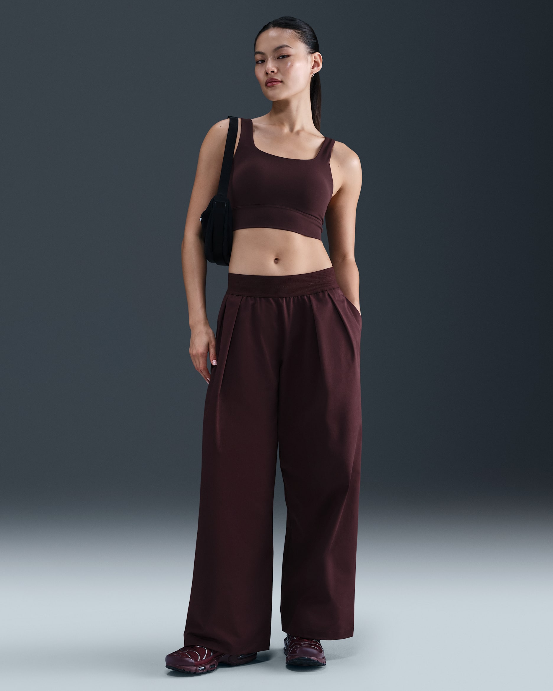 Nike Sportswear Women's Trousers - Burgundy Crush/Dark Team Red