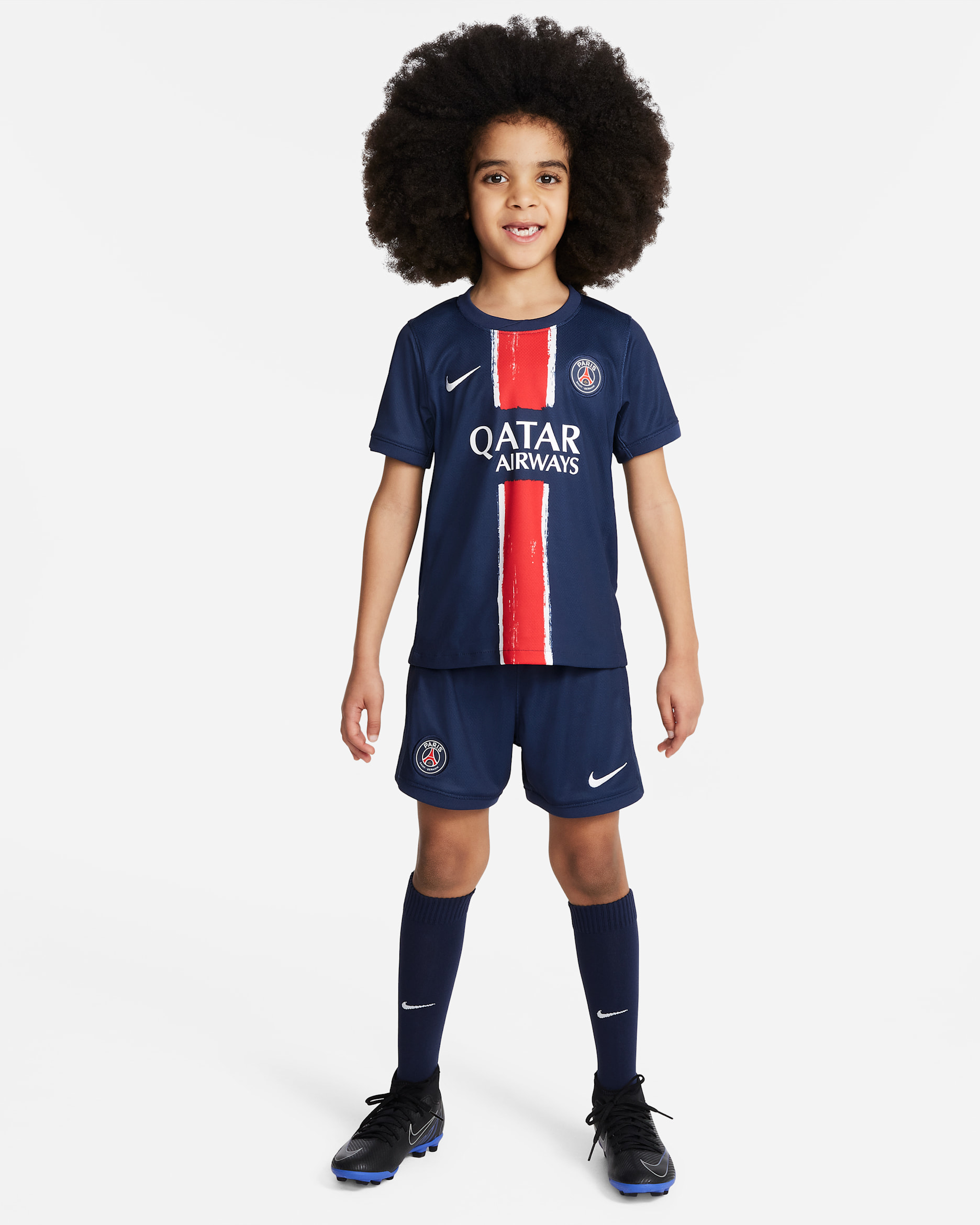 Paris Saint-Germain 2024/25 Stadium hazai Nike Soccer háromrészes replikaszett kisgyerekeknek - Midnight Navy/Midnight Navy/Fehér