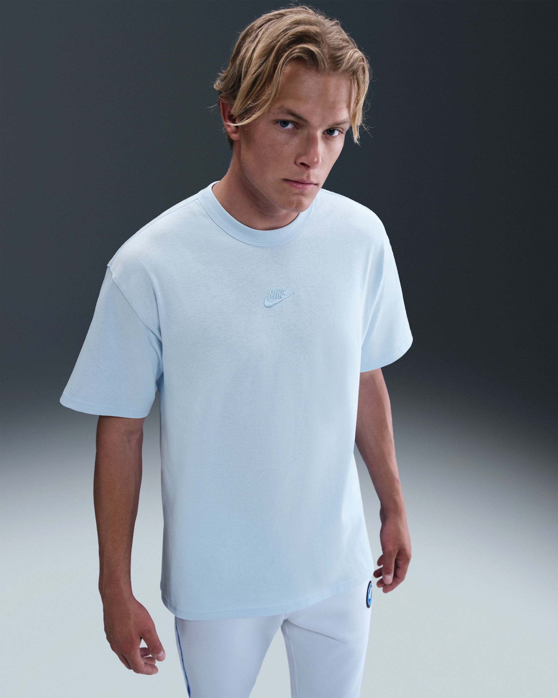 Nike Sportswear Premium Essentials Men's T-Shirt - Celestine Blue