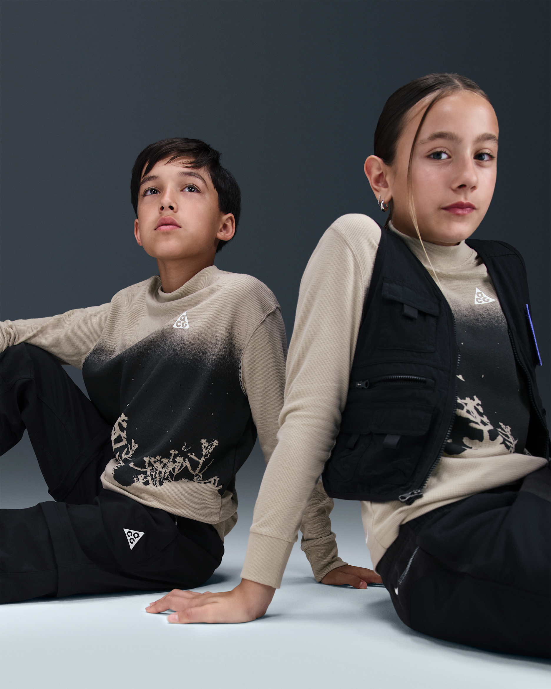 Nike ACG Big Kid's Long-Sleeve Waffle Top - Desert Khaki/Summit White