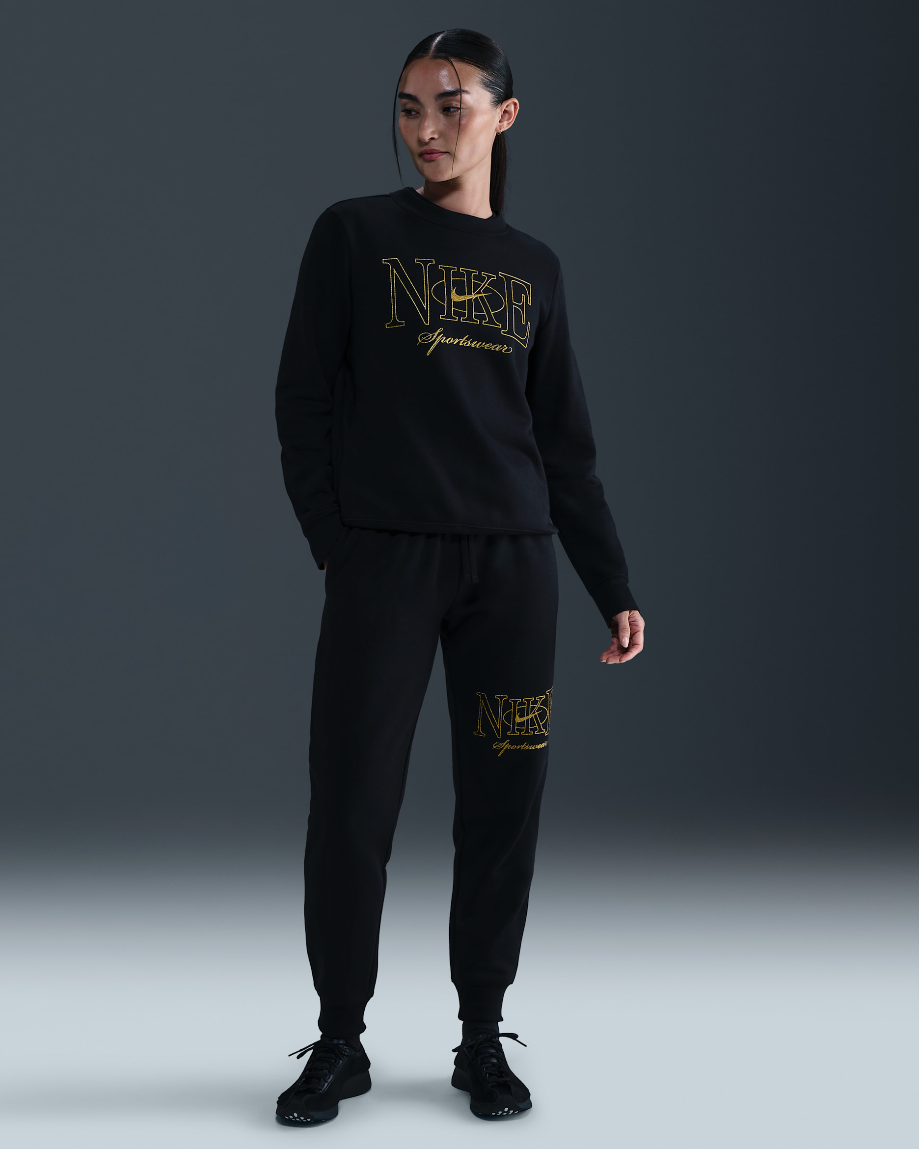 ナイキ スポーツウェア クラブ フリース ウィメンズ ミッドライズ ジョガーパンツ  - ブラック