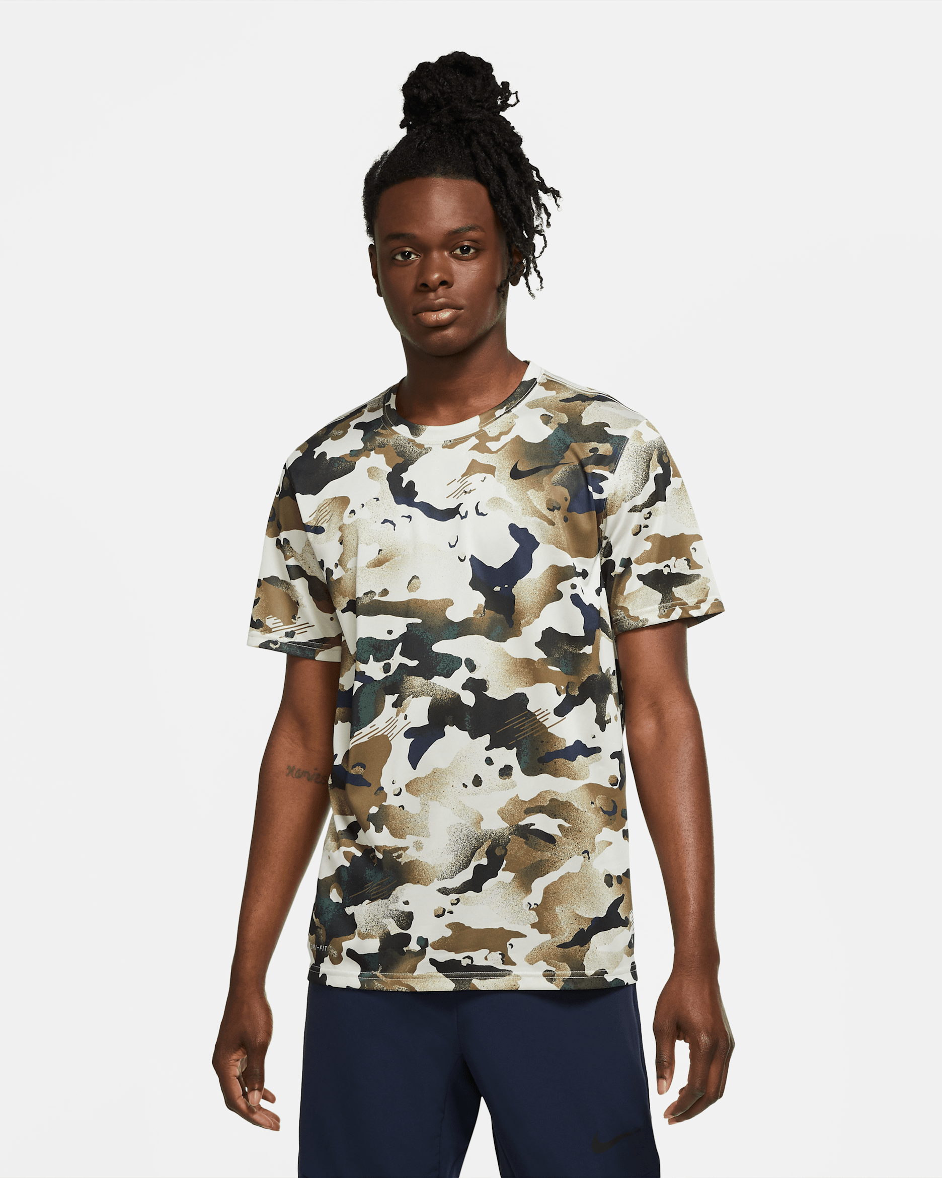 Nike Dri-FIT Men's Camo Training T-Shirt - Yukon Brown/Black